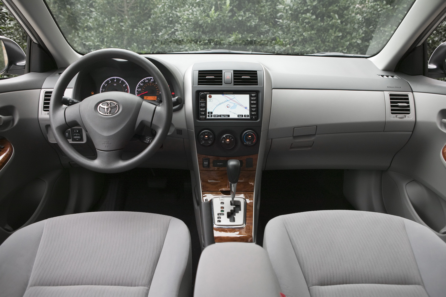 Nội thất xe Toyota Corolla Altis 2009