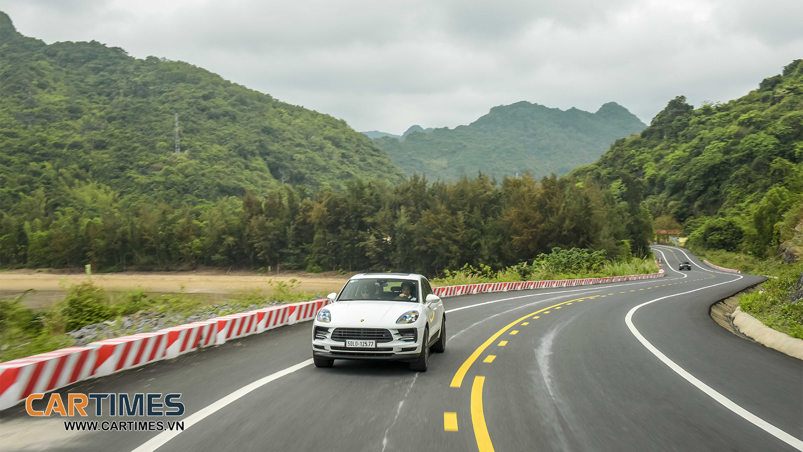 Lái thử Porsche Macan S