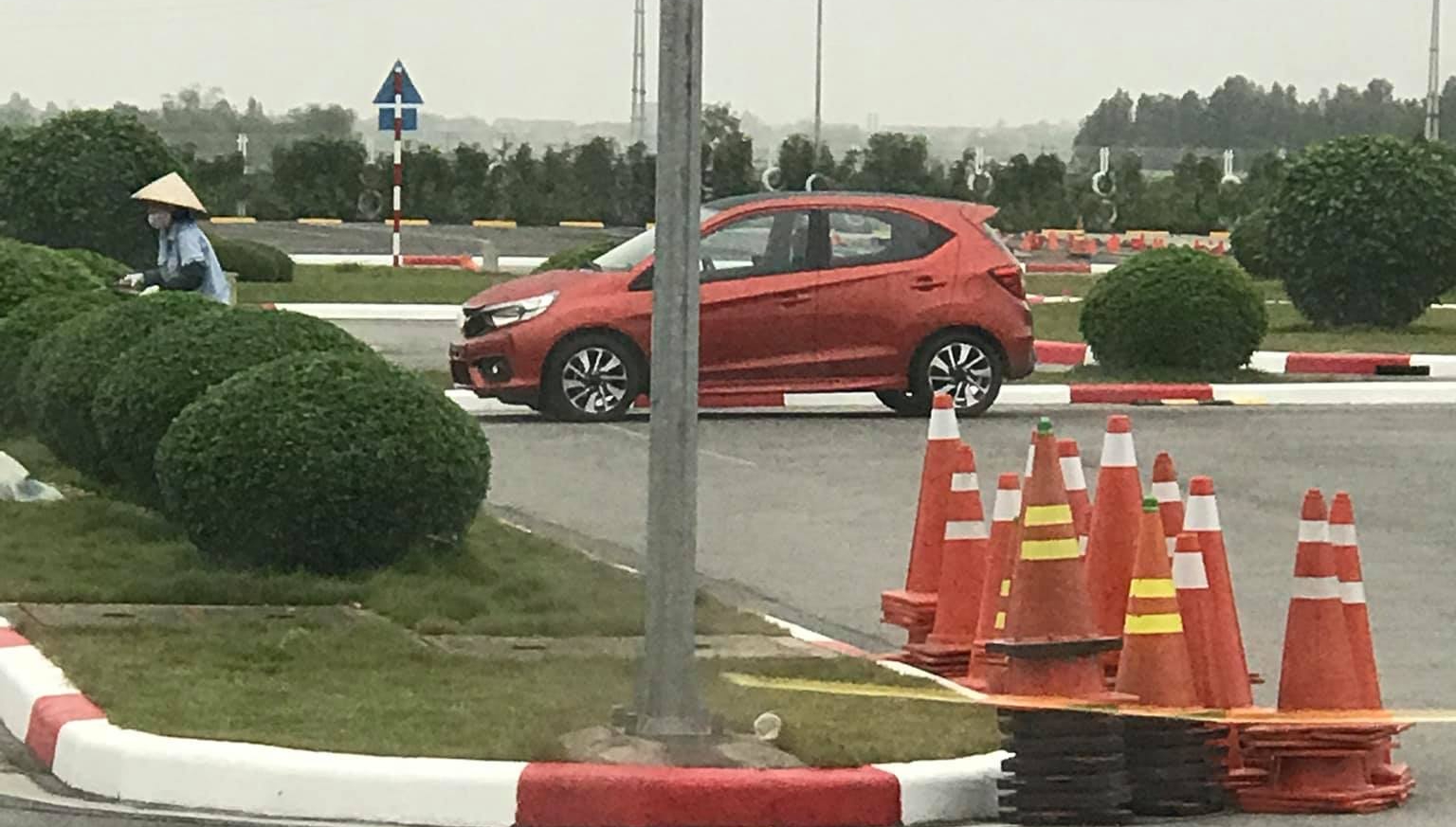 Trước đó, Honda Brio đã có mặt trên đường thử