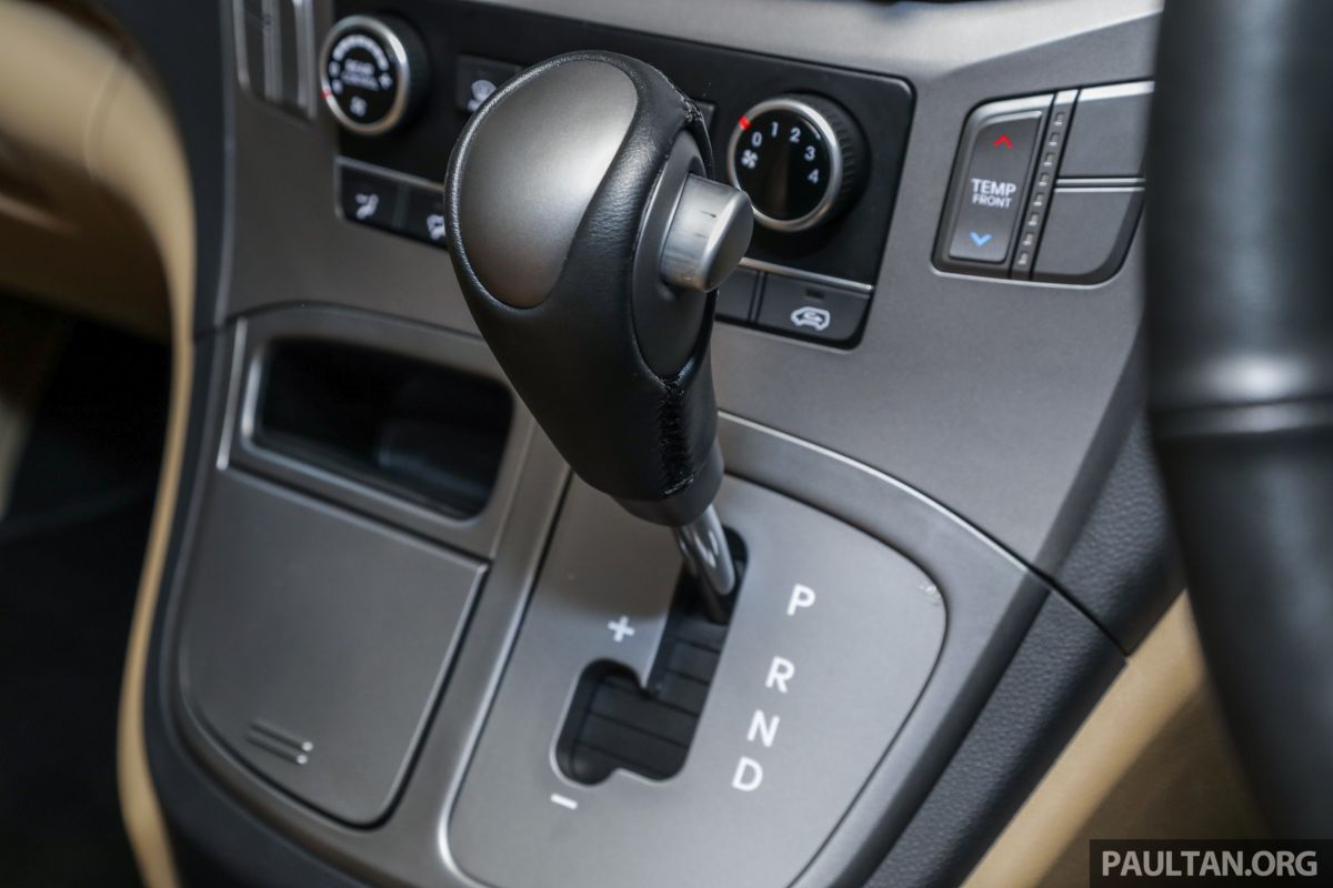 Cần số xe Hyundai Grand Starex