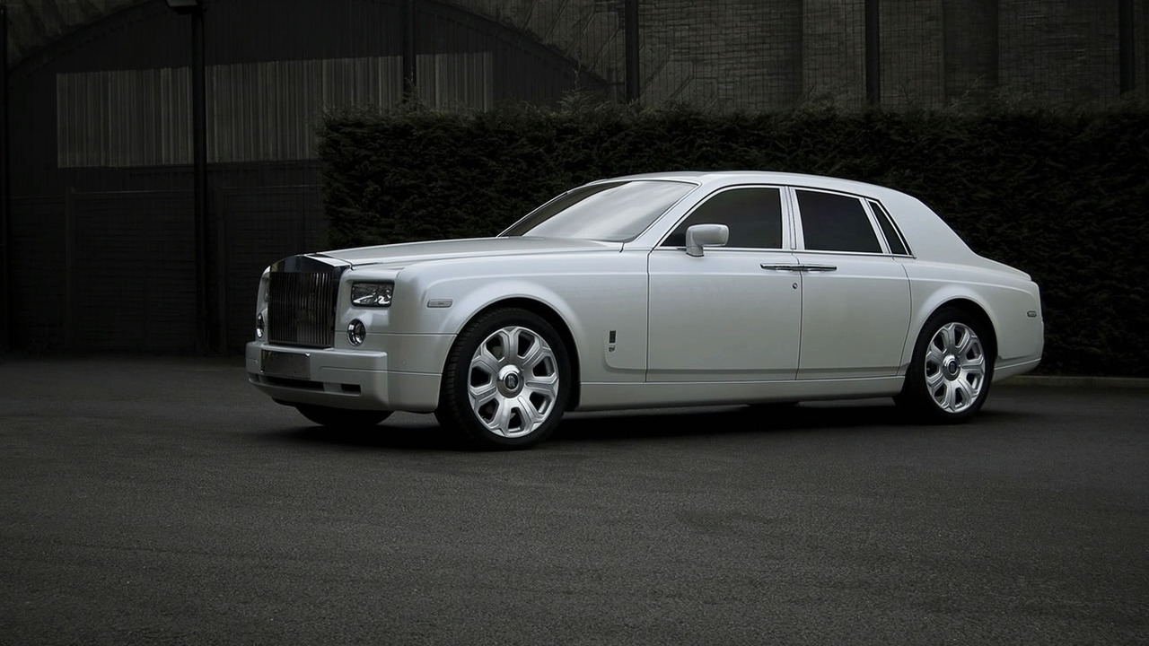 Ai là chủ chiếc xe Rolls-Royce