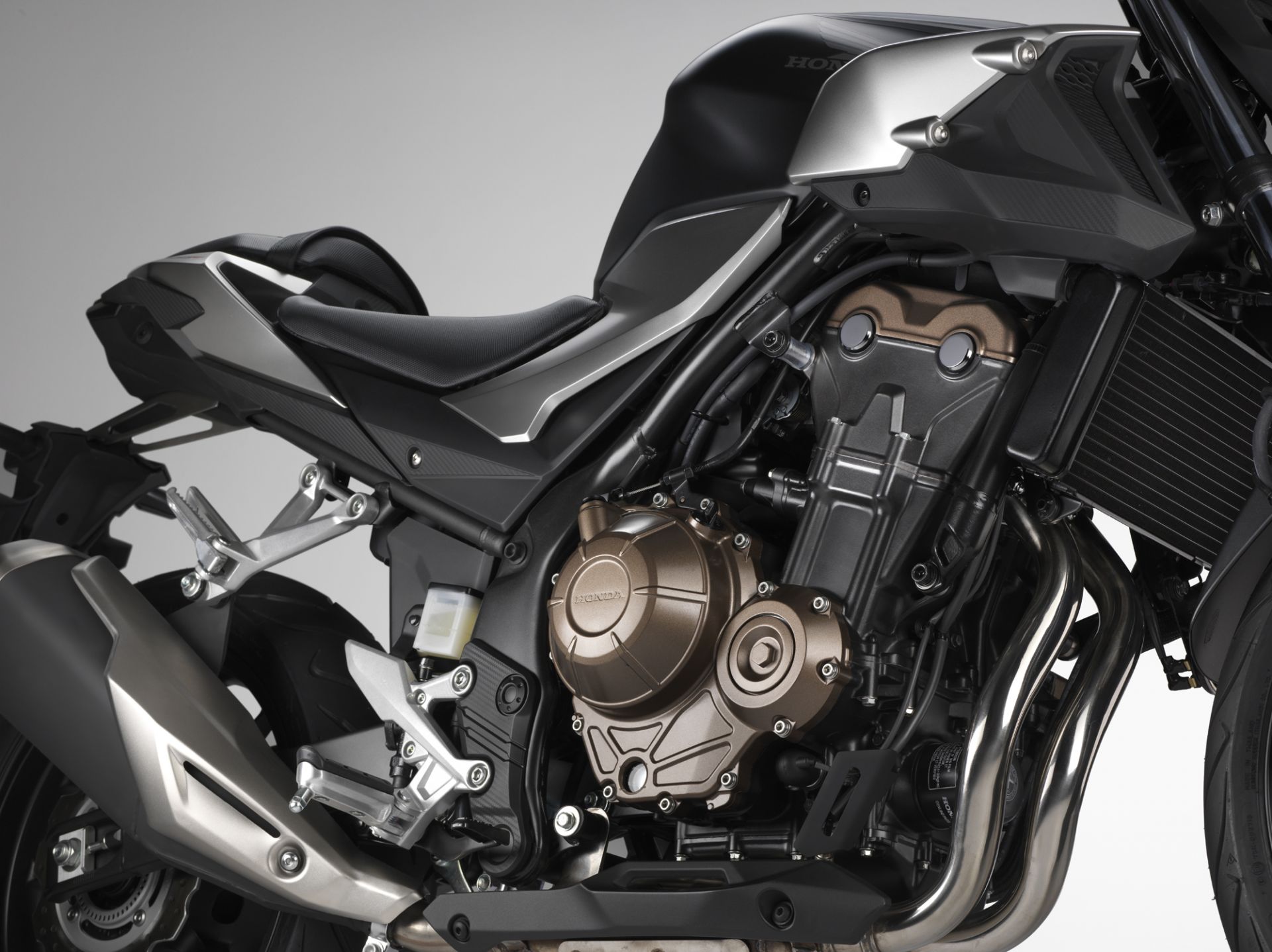 Khối động cơ của xe Honda CB650F