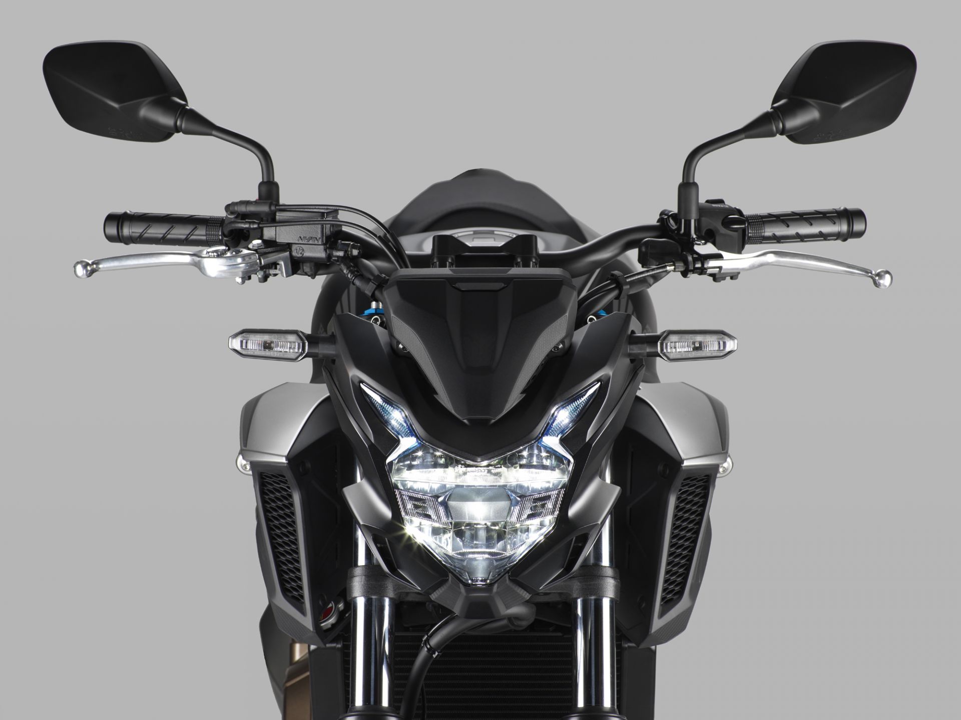 Thiết kế đầu xe Honda CB650F
