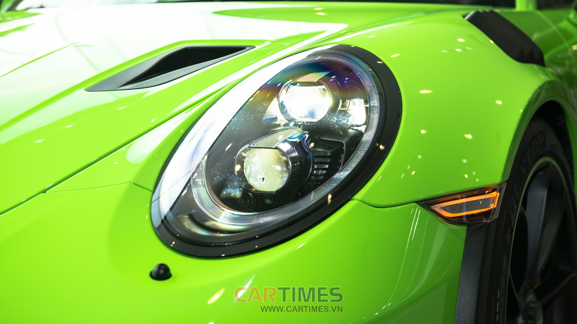 Đèn pha của xe Porsche 911 GT3 RS 