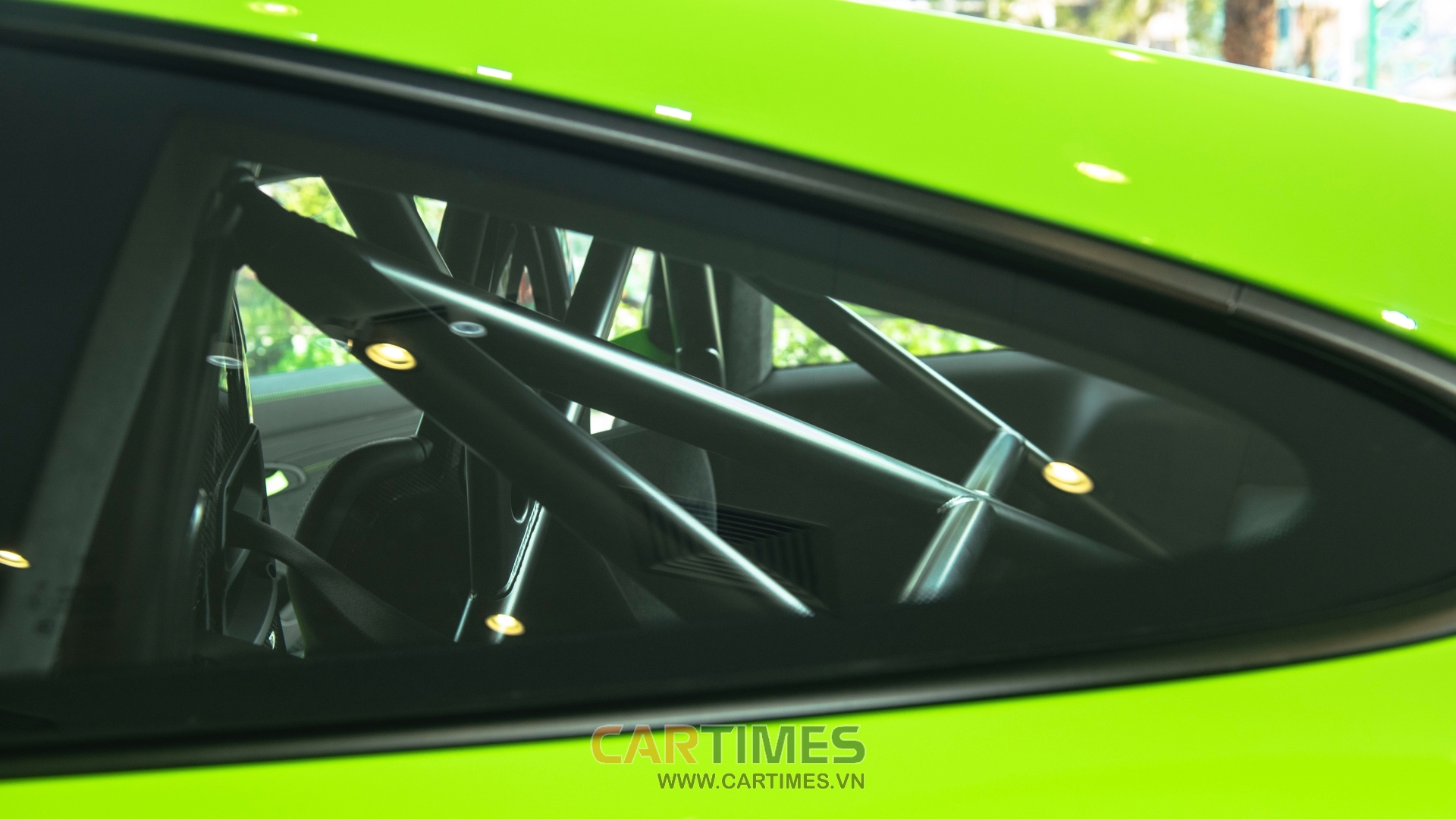 Khung xe với các thanh gia cố đặc biệt của Porsche 911 GT3 RS
