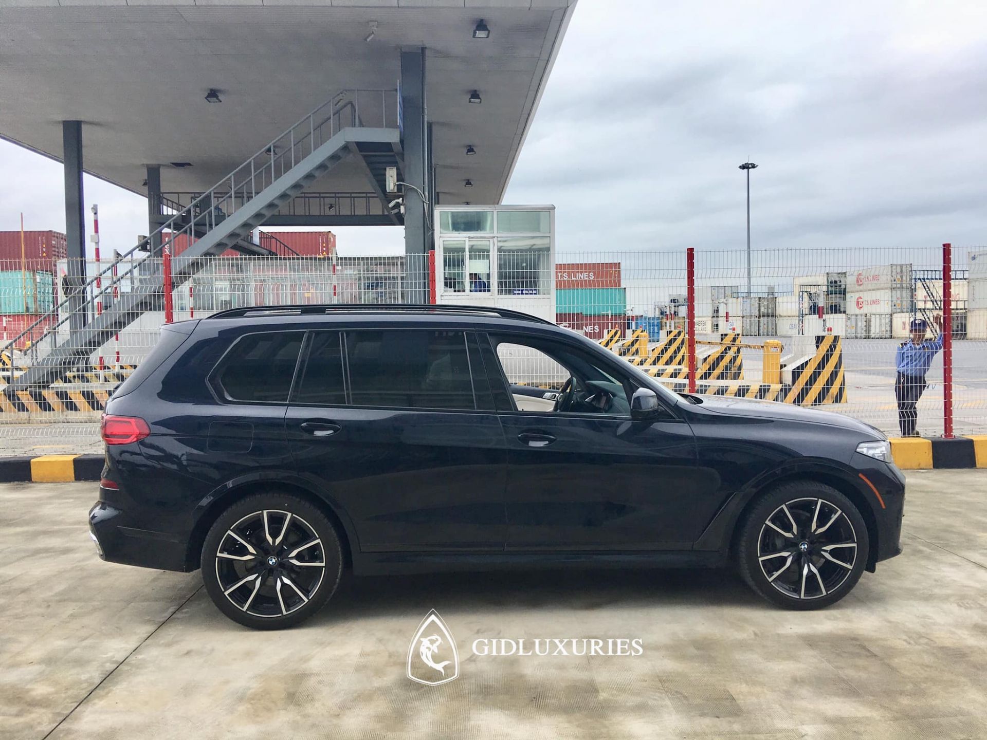 Thiết kế đuôi xe BMW X7