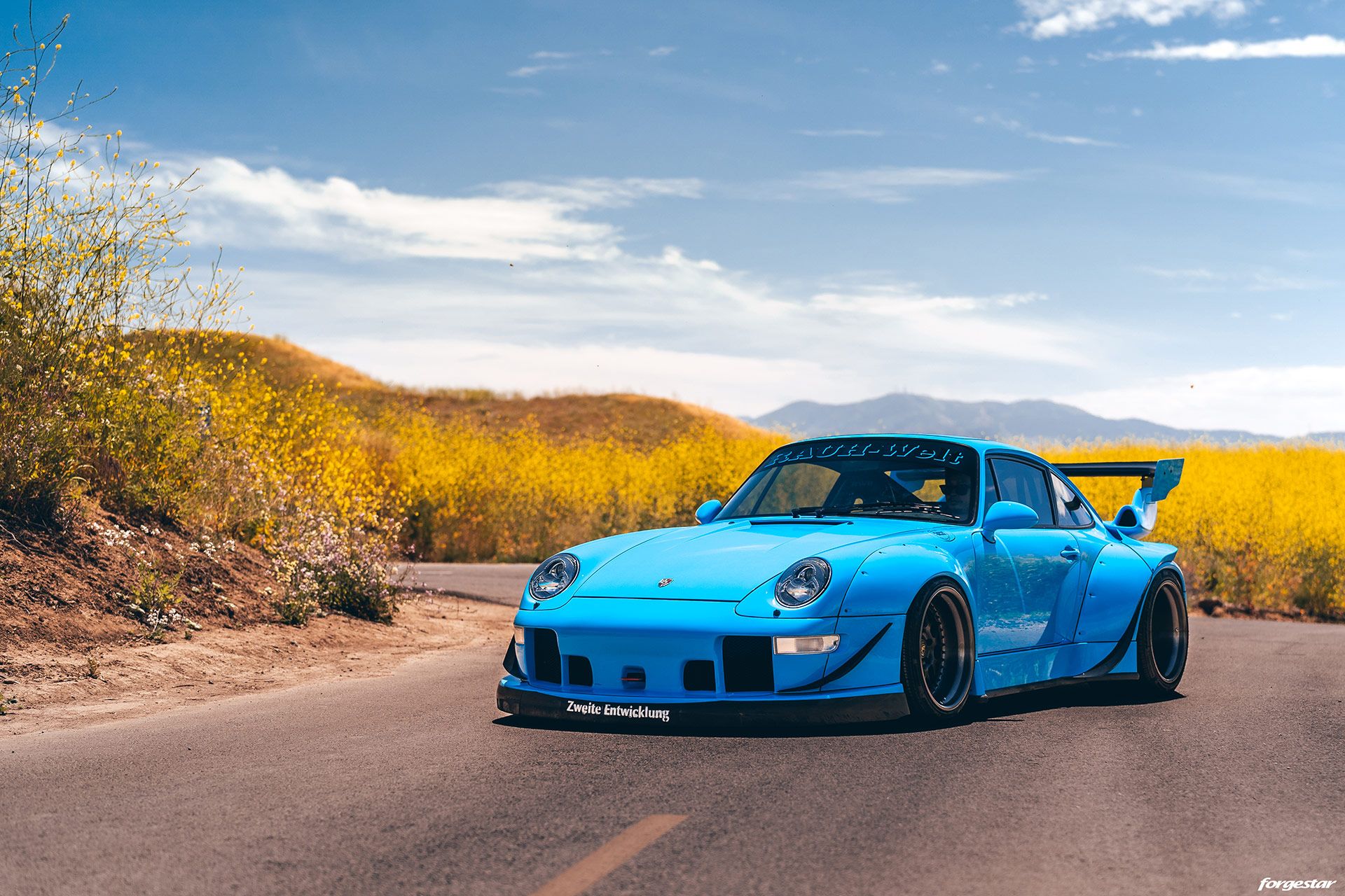 Thiết kế của Porsche 911 RWB luôn đặc biệt