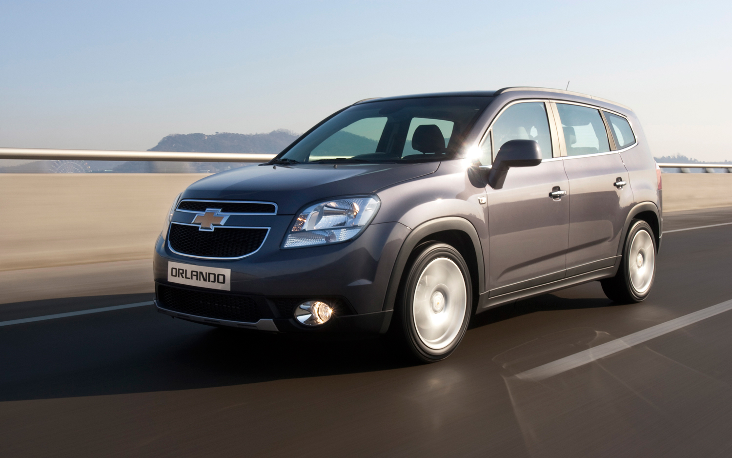 Xe Chevrolet Orlando