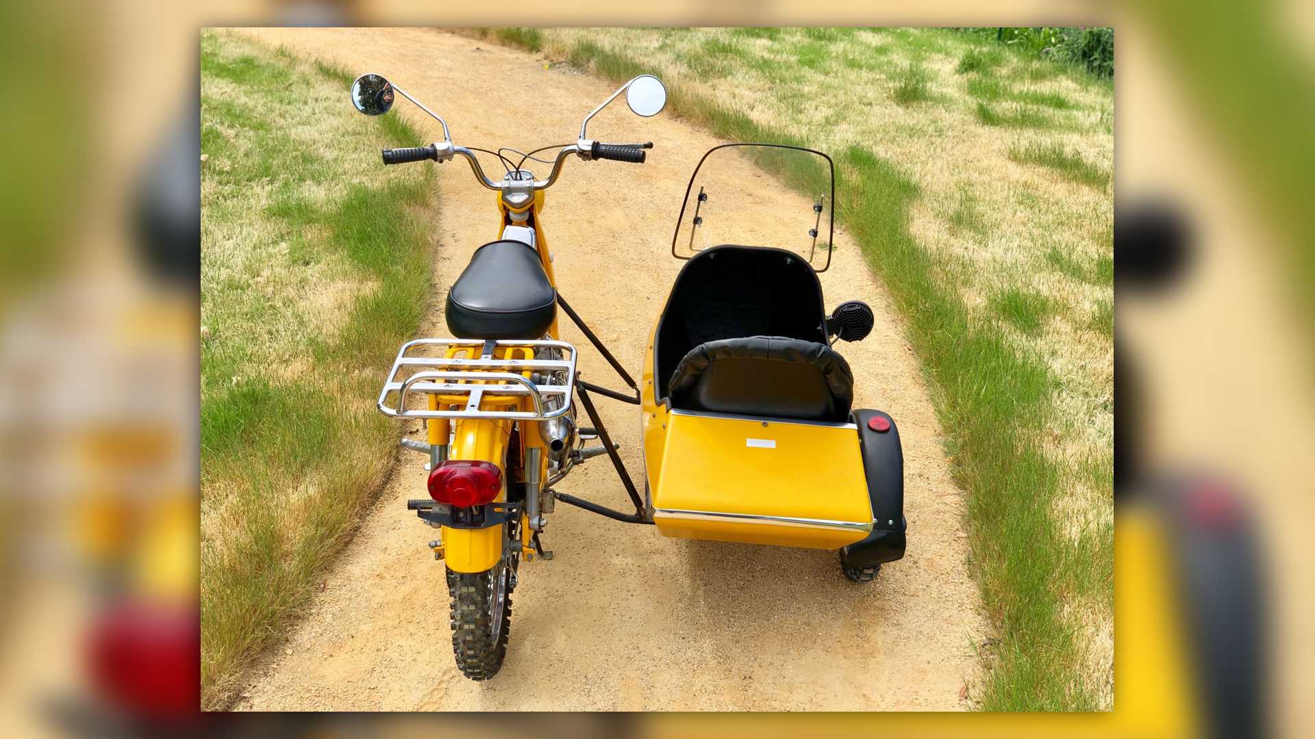 Thiết kế đuôi xe Honda 67 CT 90
