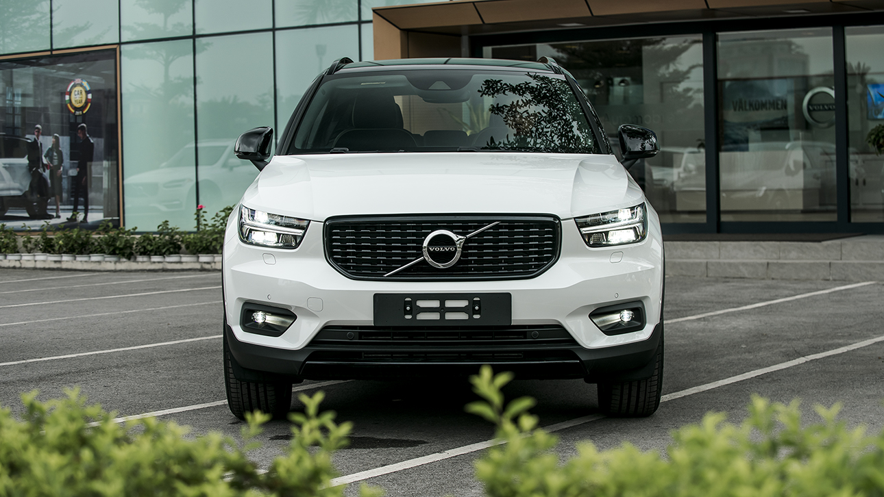 Thiết kế đầu xe Volvo XC40