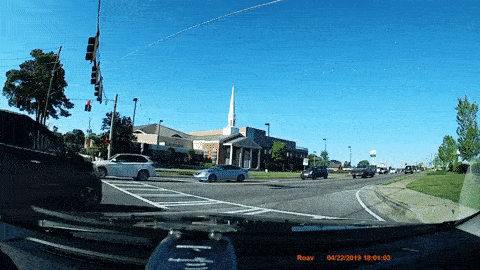 Cú đâm tàn bạo của xe tải, 2 ô tô tan nát trong chớp mắt