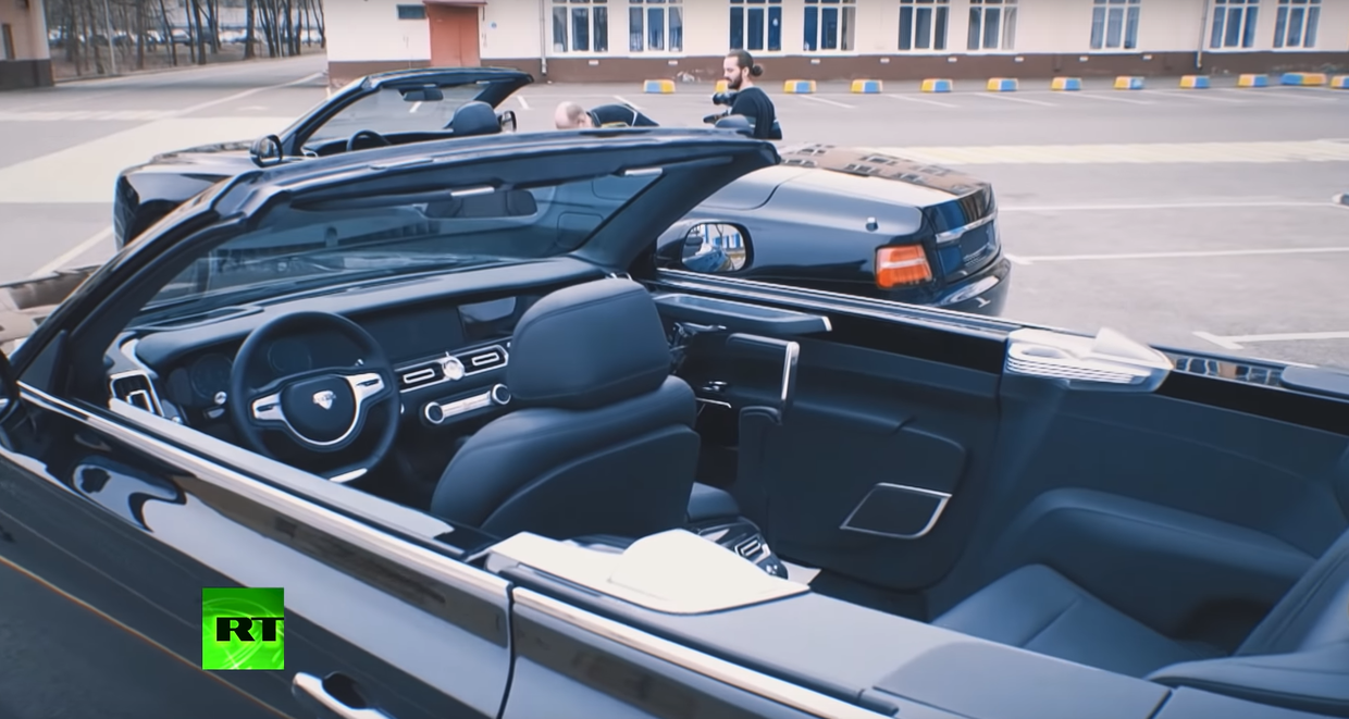 Nội thất siêu xe mui trần Aurus cabriolet mới