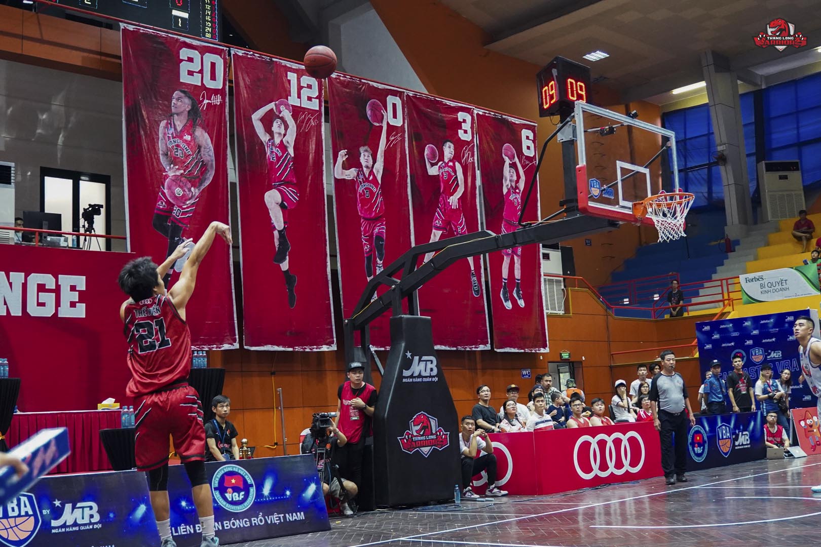 Audi là nhà tài trợ danh hiệu cho Thang Long Warriors
