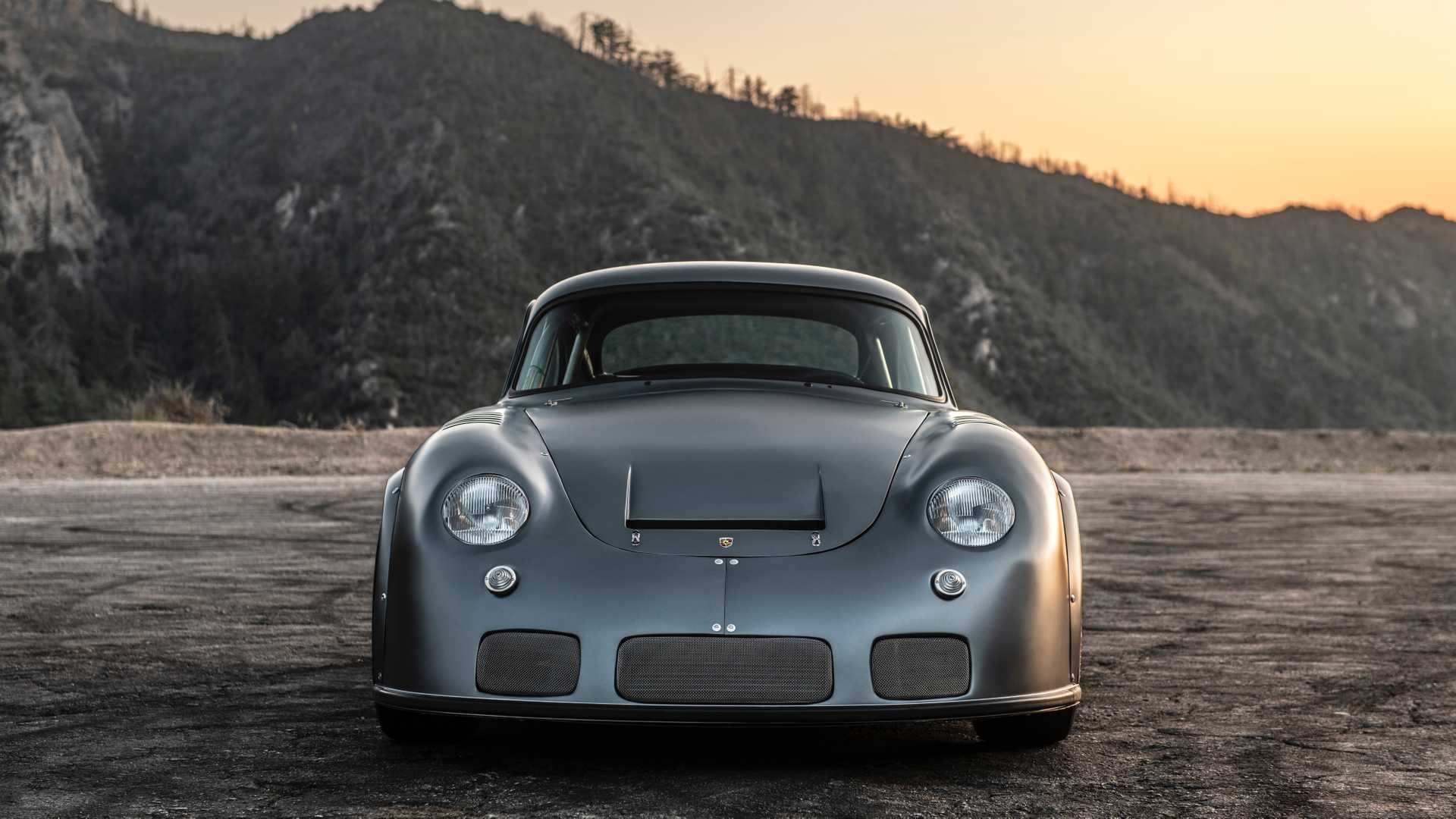 Thiết kế đầu xe Porsche 356 RSR 1960 Emory Motorsports