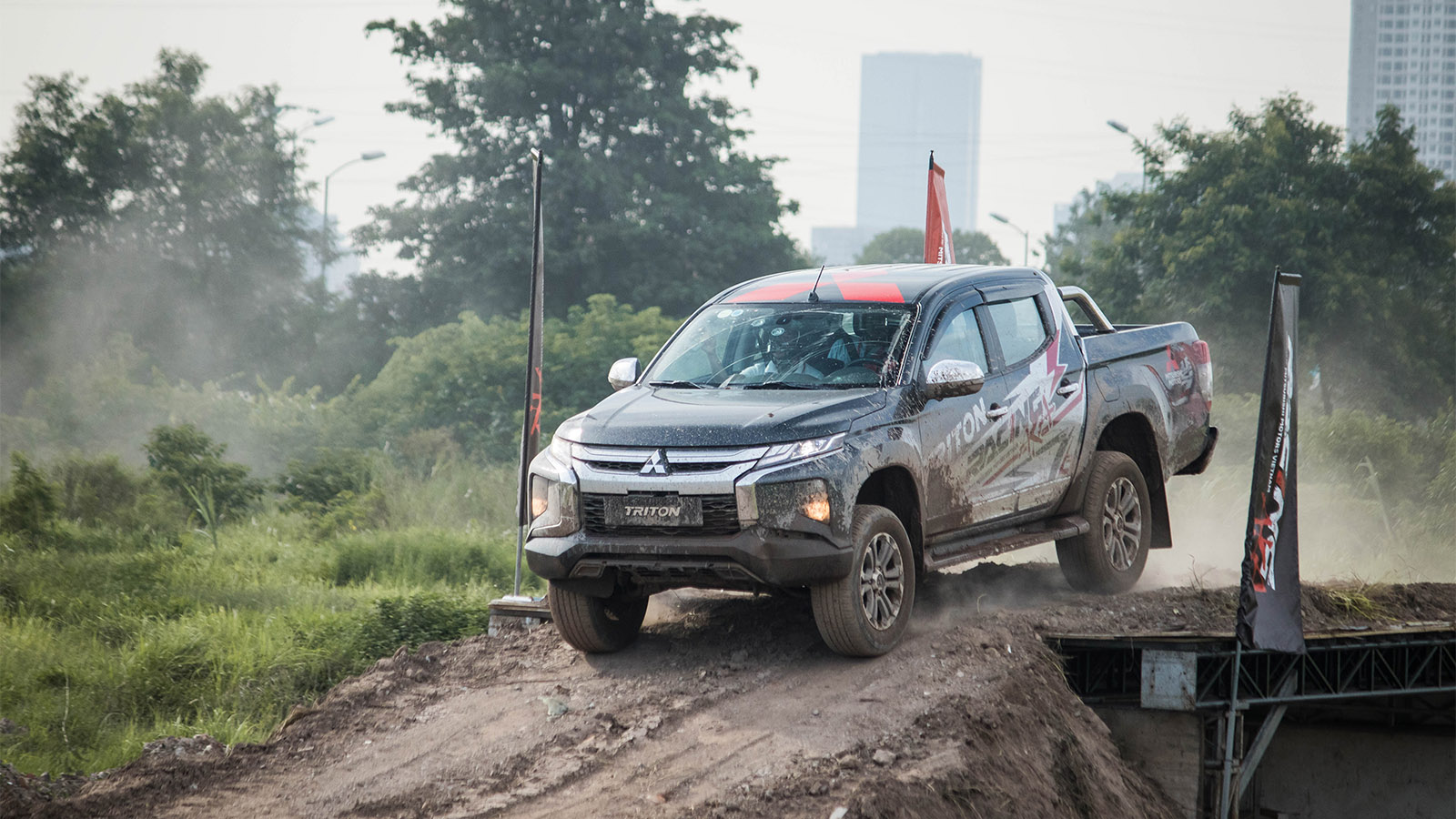 Mitsubishi Triton