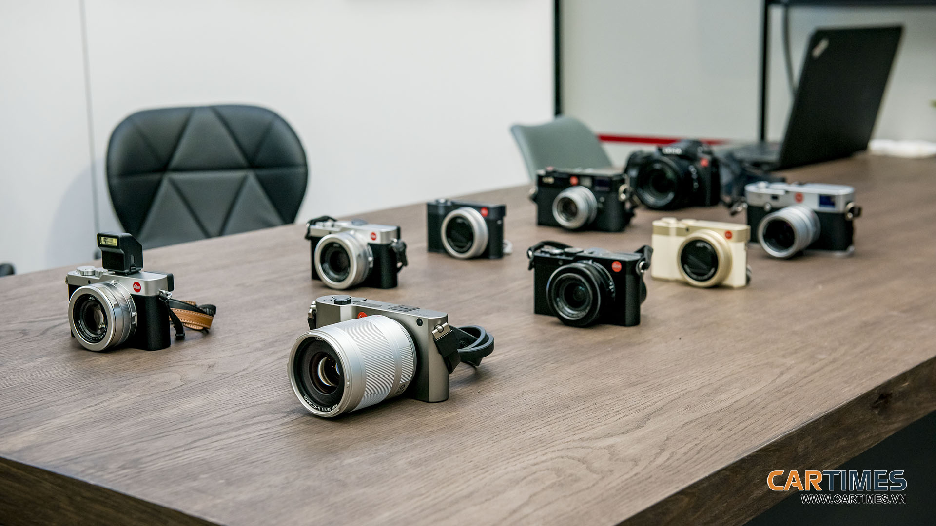 Mỗi chiếc máy ảnh Leica là một tác phẩm nghệ thuật, kết tinh của vẻ đẹp tinh tế và sang trọng.