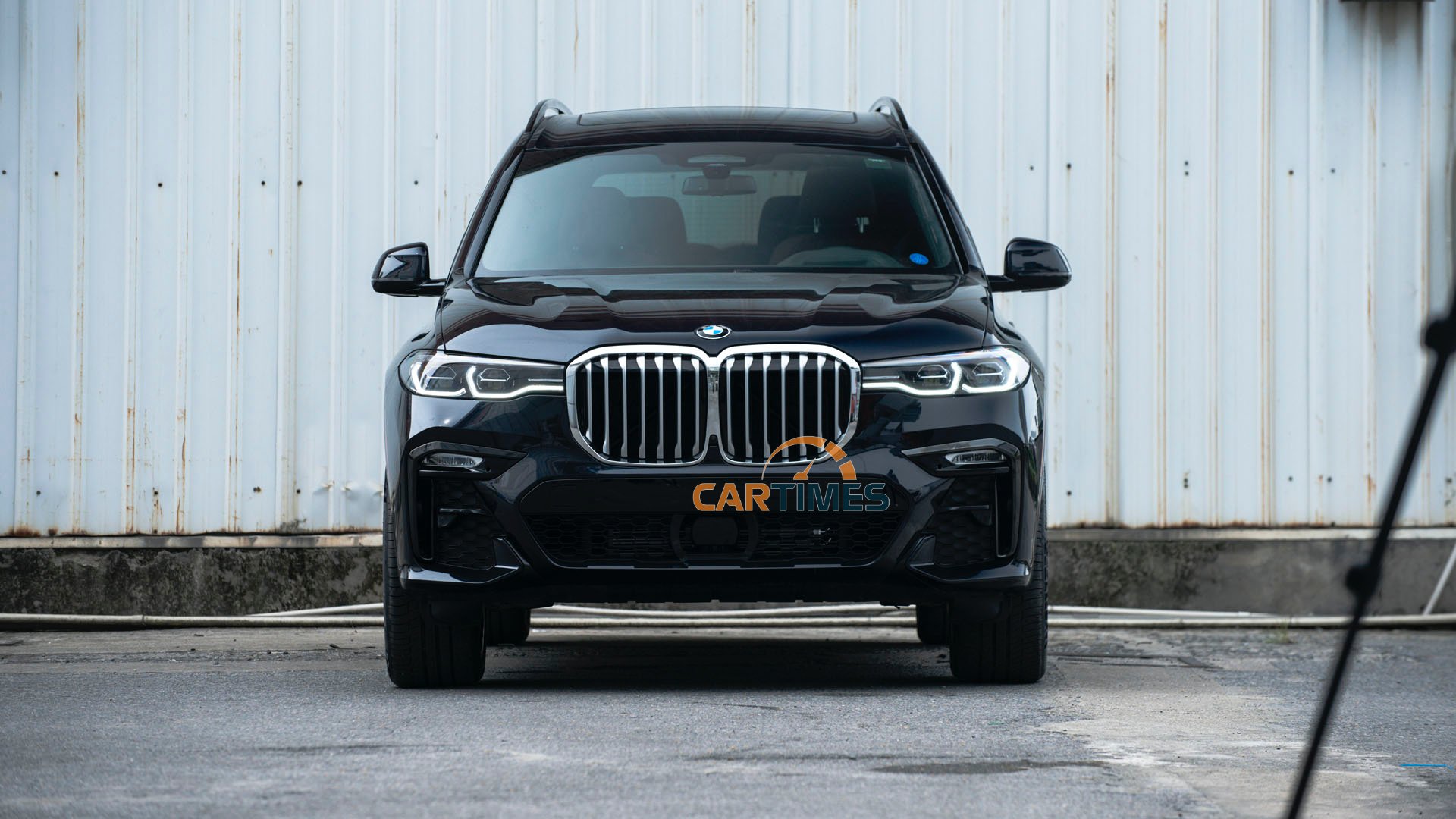 Thiết kế đầu xe BMW X7