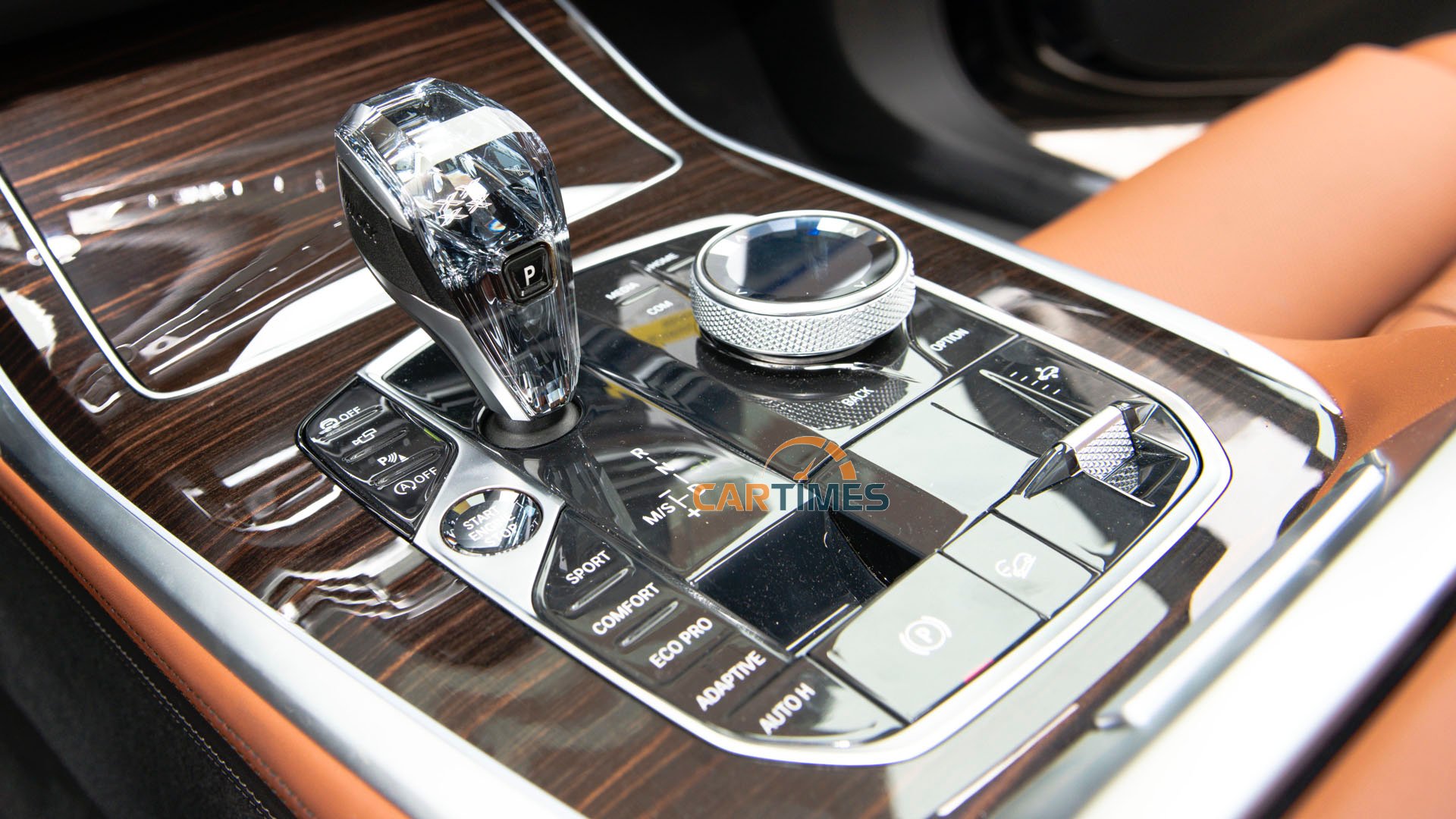 Khu vực điều khiển trung tâm của xe BMW X7