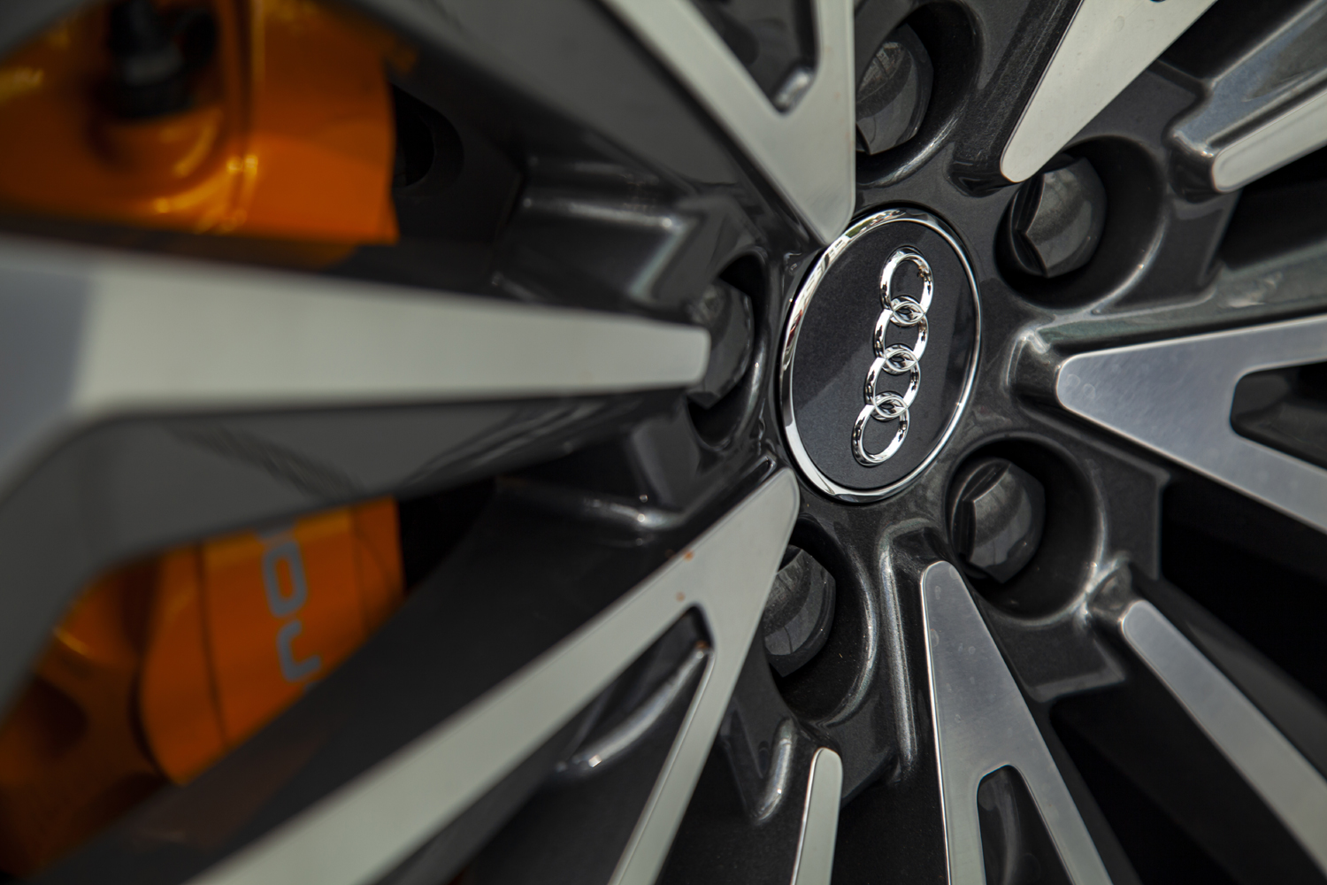 Xe Audi e-tron 
