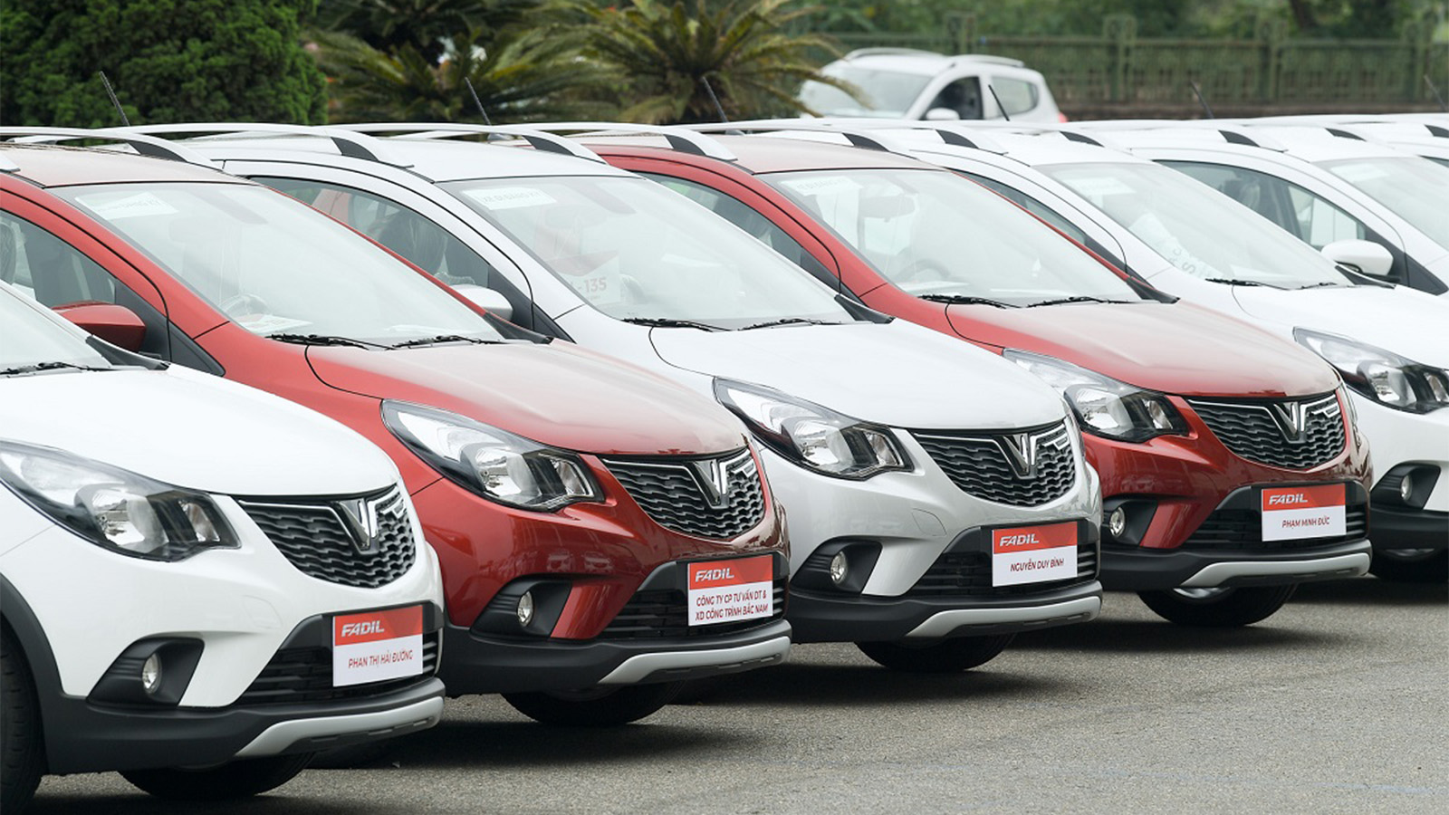 Nhiều chính sách hỗ trợ đối với những khách hàng đầu tiên mua xe
