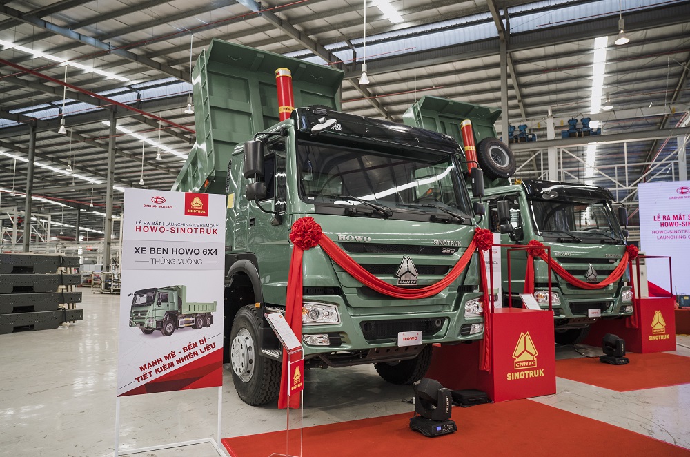 Dàn xe Howo-Sinotruk trưng bày tại buổi lễ