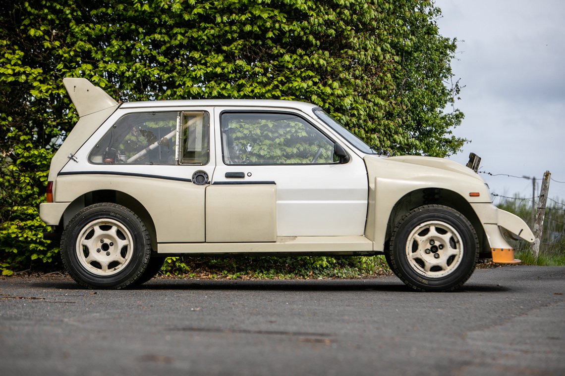 Thiết kế bên hông xe MG Metro 6R4