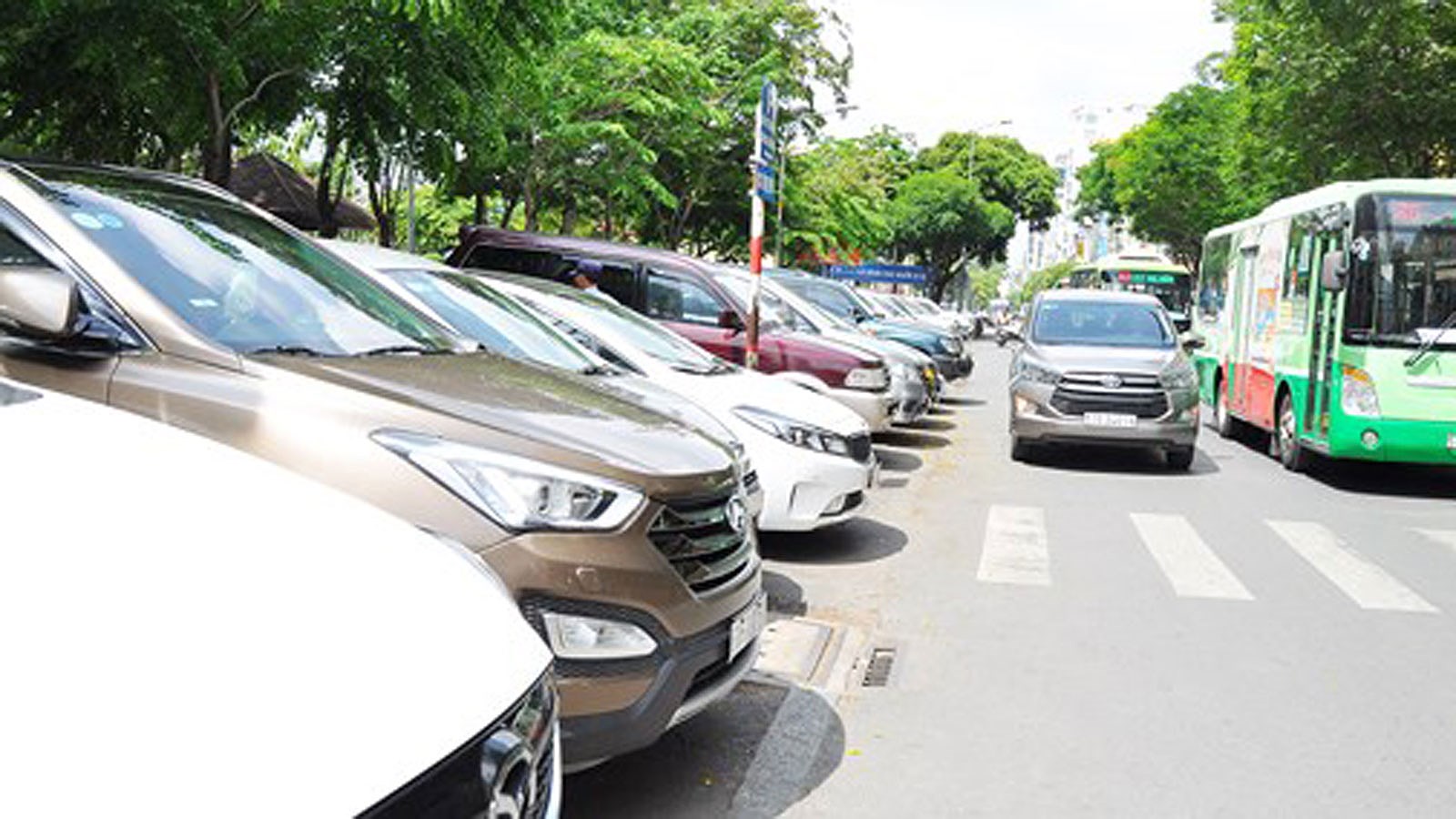 Đỗ xe quay đầu ra ngoài