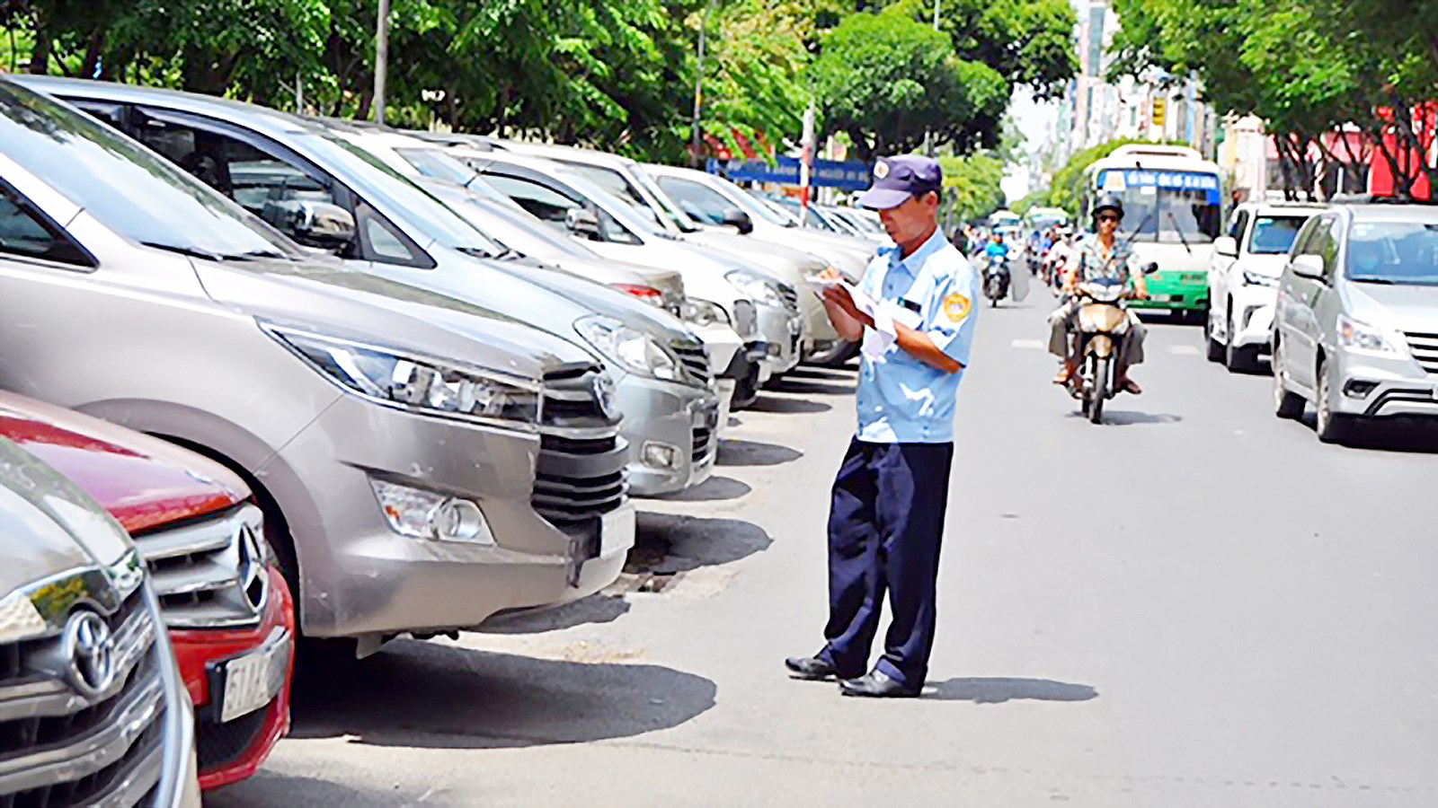quay đầu xe khi đỗ