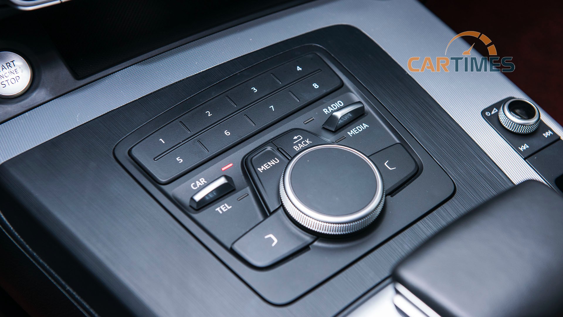 Các nút điều khiển trung tâm của Audi Q5 2017