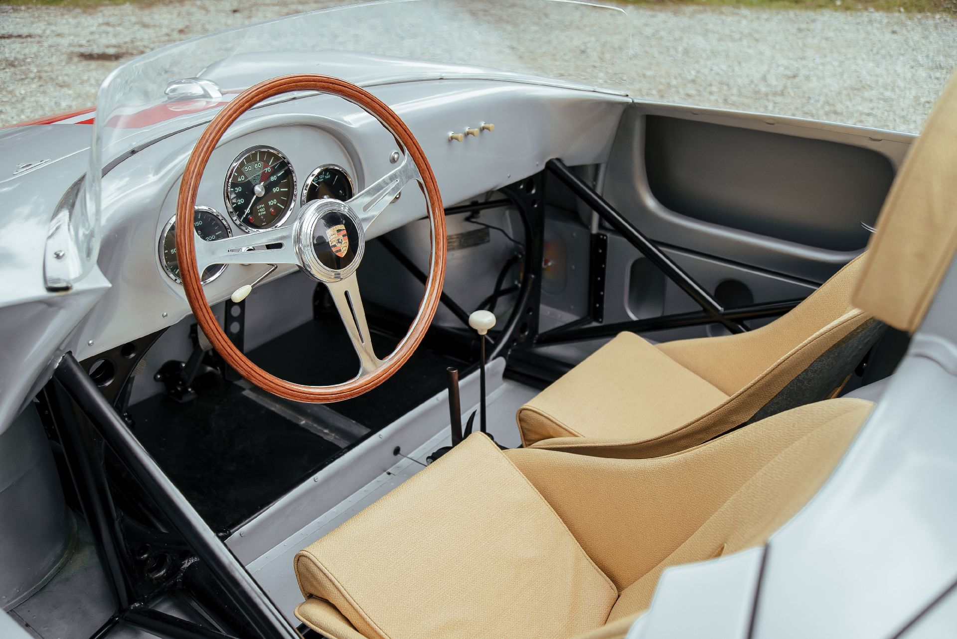 Cabin xe Porsche 550A Spyder