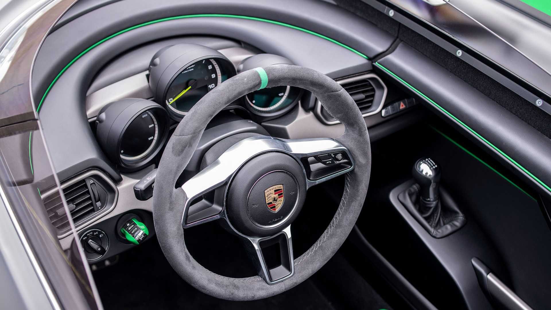 Cabin xe Porsche Boxster Bergspyder