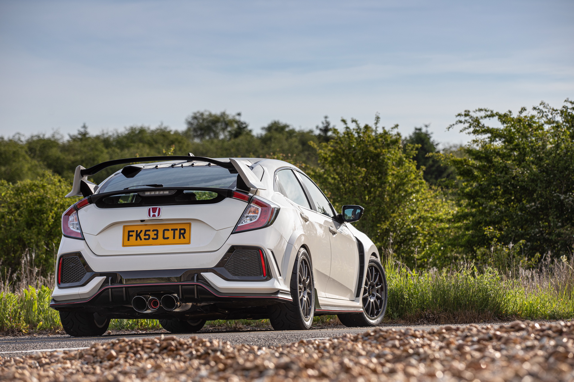 Thiết kế đuôi xe Honda Civic Type R độ công suất