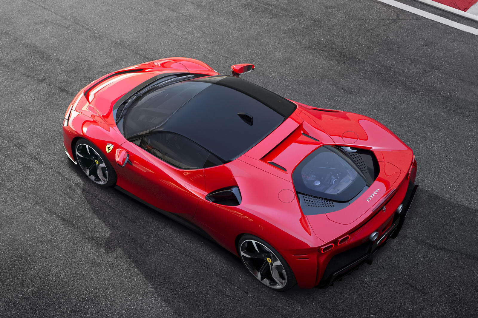 Siêu xe SF90 Stradale nhanh nhất trong lịch sử của Ferrari