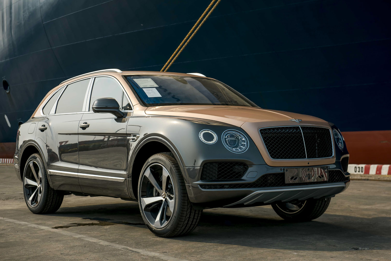 Phiên bản kỉ niệm 100 năm thành lập Bentley
