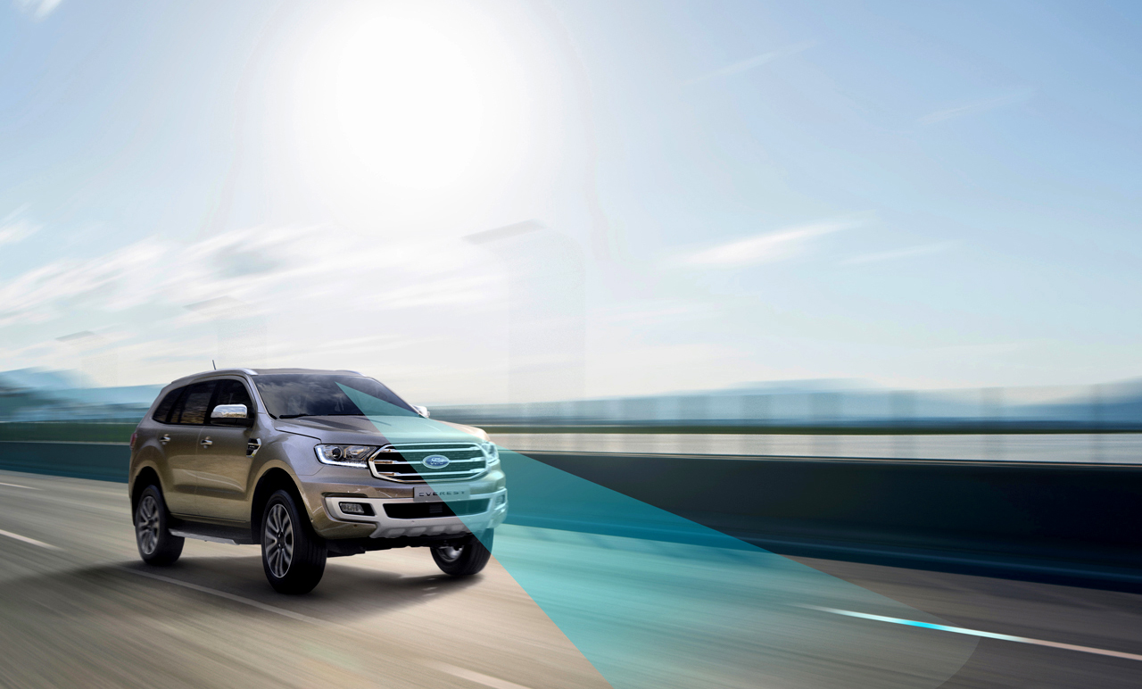 Hệ thống Hỗ trợ kiểm soát làn đường của Ford