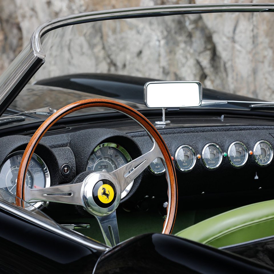 Vô lăng xe Ferrari 250 GT Series I Cabriolet 1958