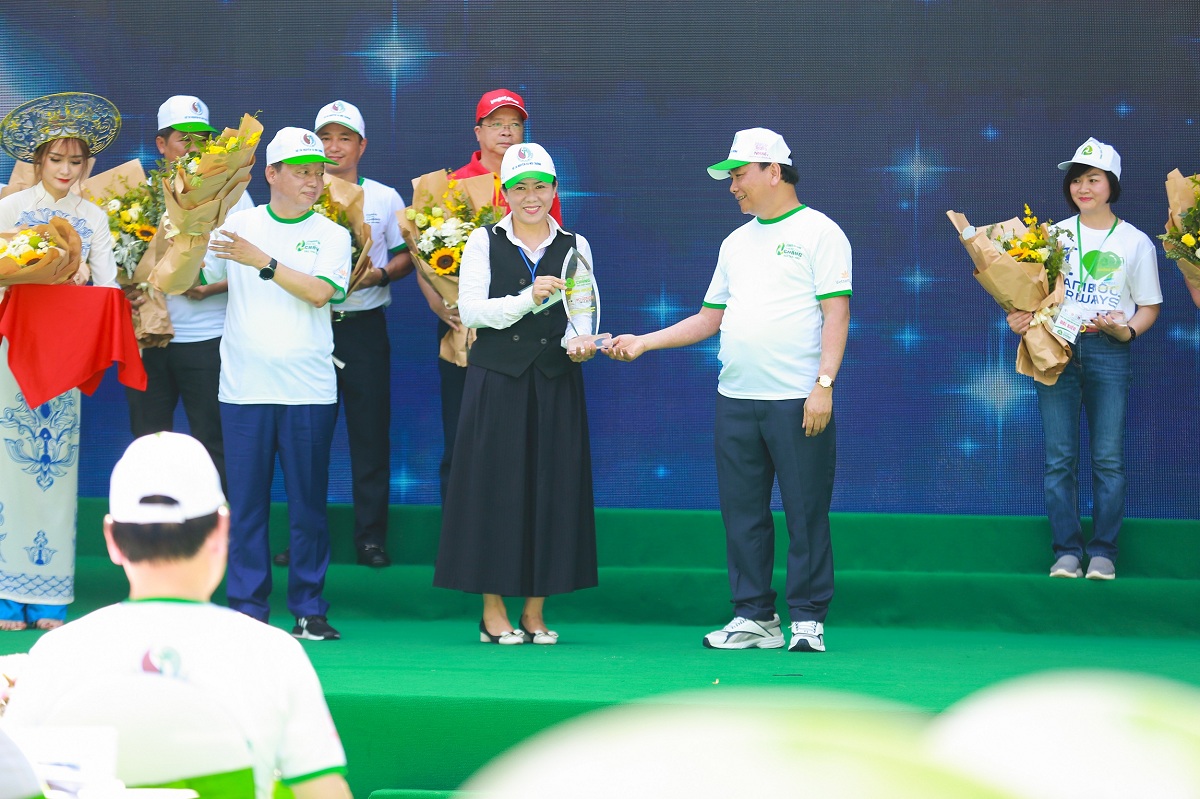 Toyota Việt Nam đã có nửa đầu năm 2019 tăng trưởng