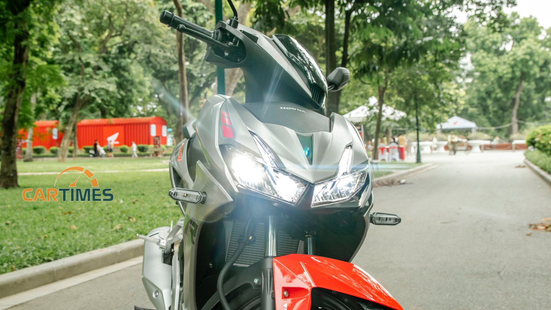 Thiết kế đèn pha xe Honda Winner X