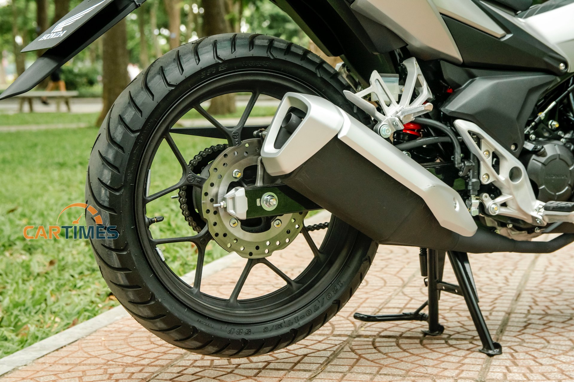 Thiết kế phía sau xe Honda Winner X