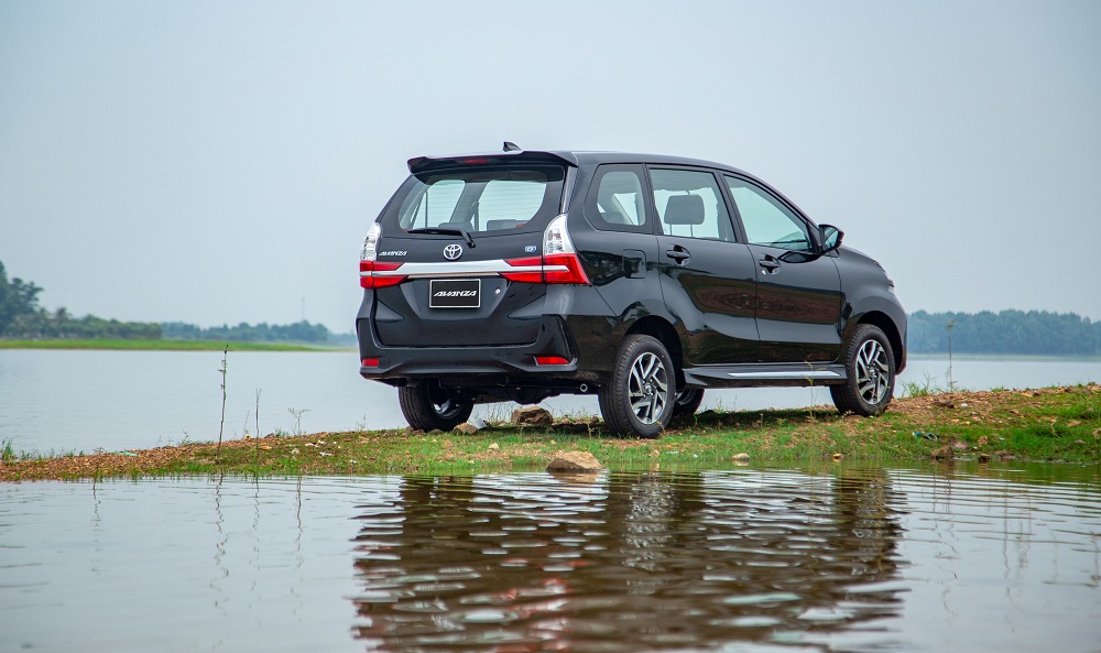 Thiết kế đuôi xe Toyota Avanza