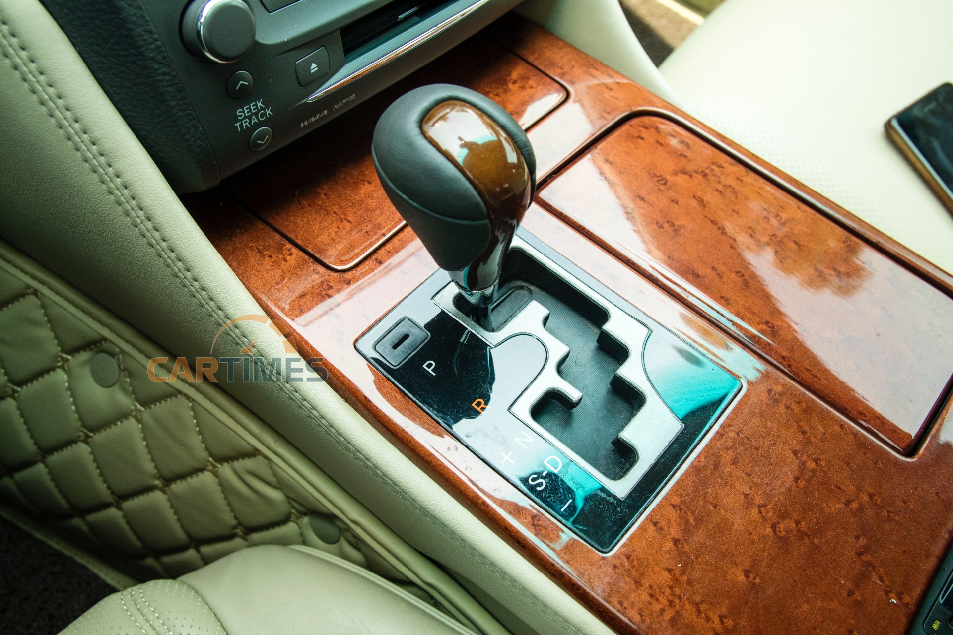 Cần số xe Lexus GS350 2008
