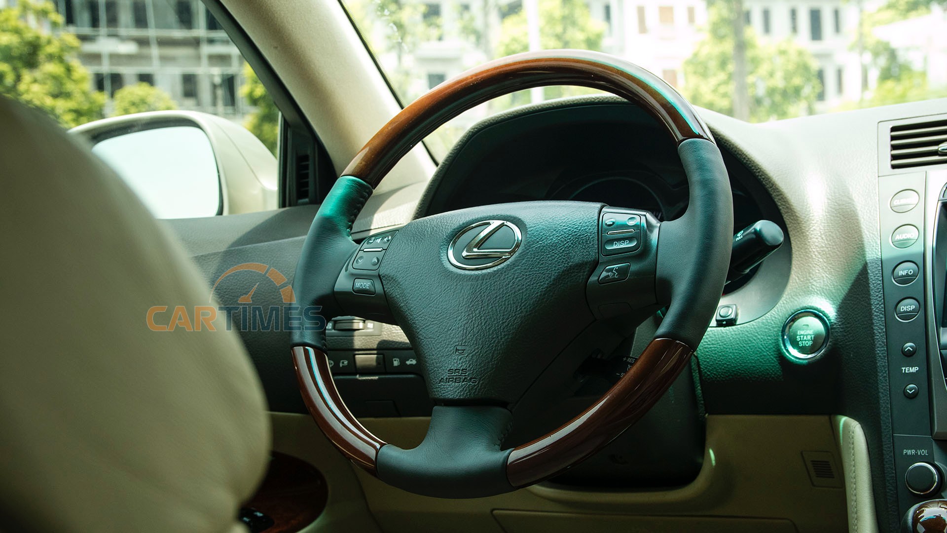 Vô lăng xe Lexus GS350 2008