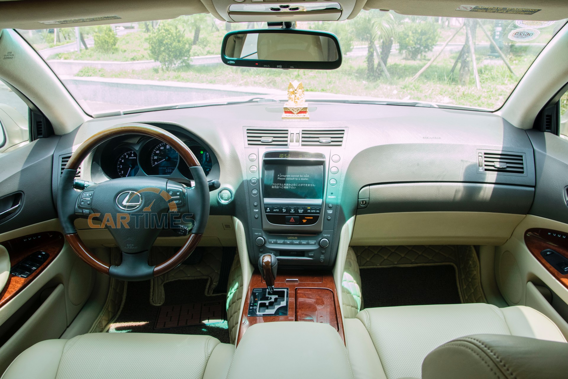 Hàng ghế trước của xe Lexus GS350 2008