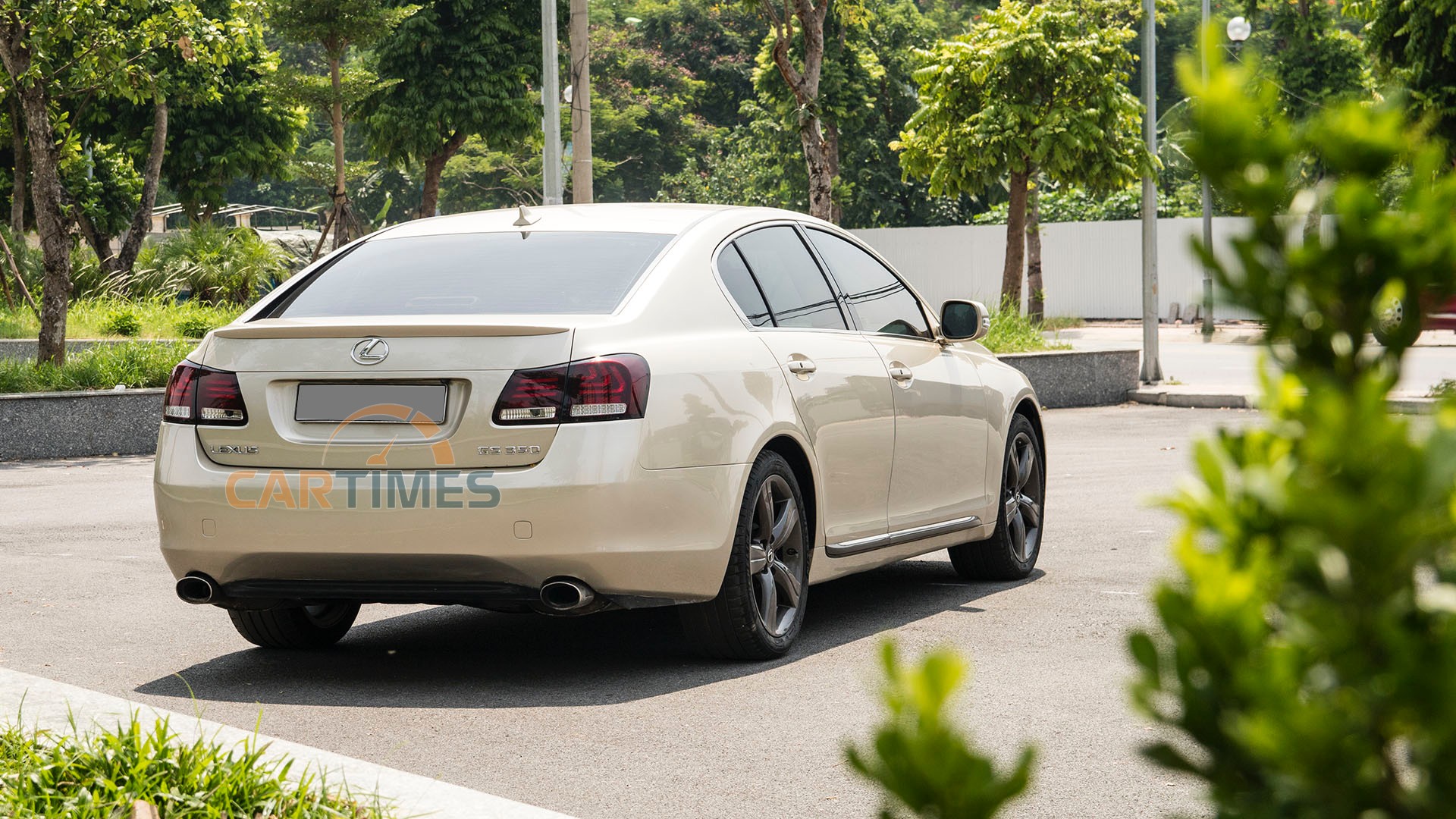 Thiết kế đuôi xe Lexus GS350 2008