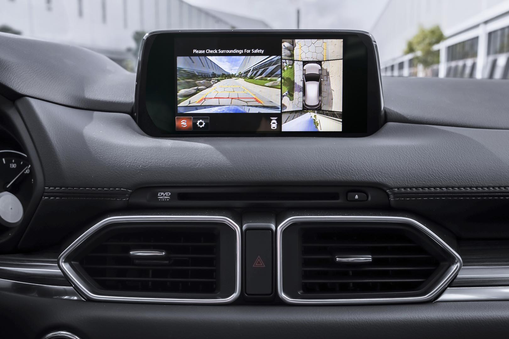 Hệ thống camera 360 của Mazda CX-5 2019