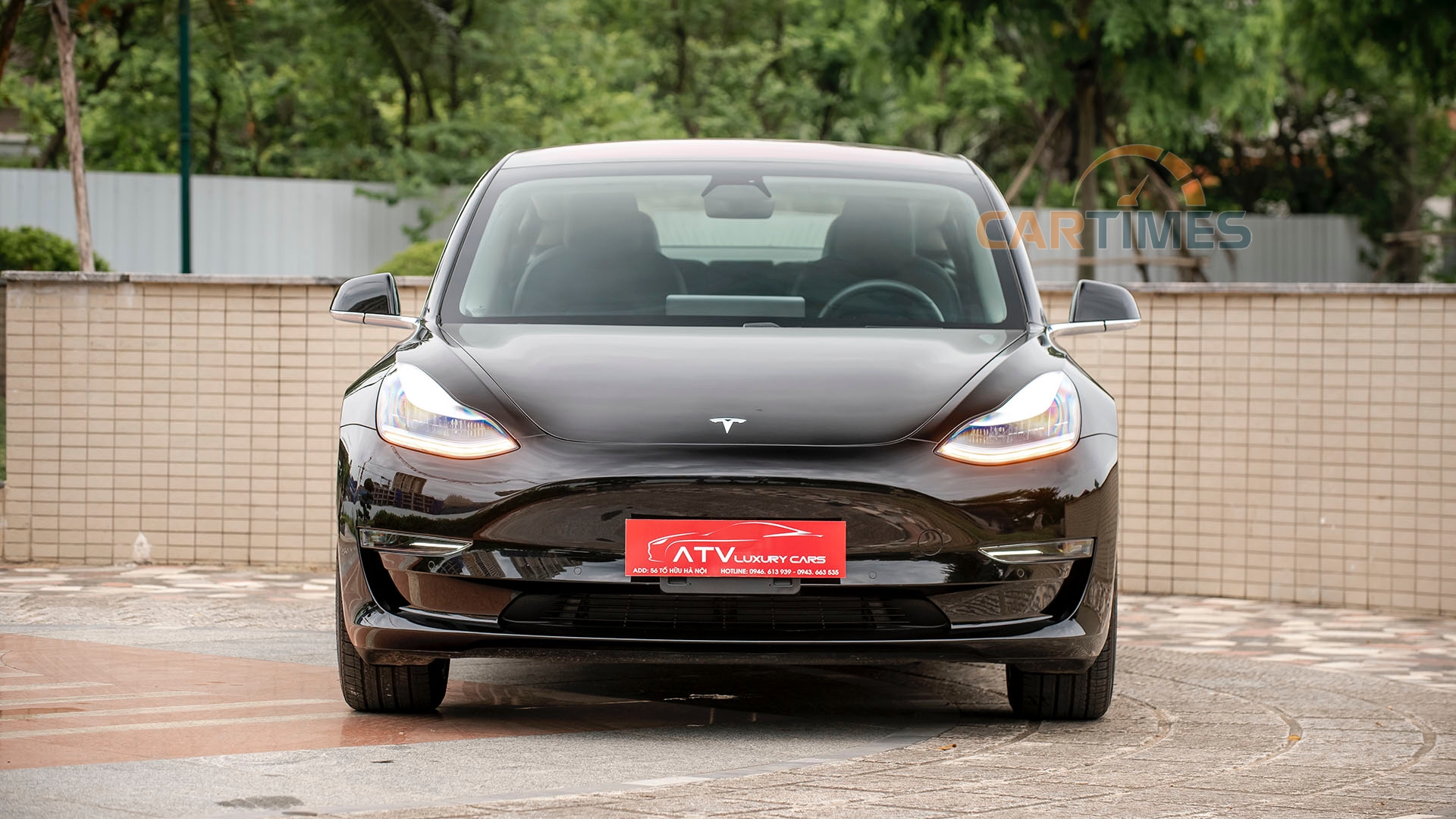 Thiết kế đầu xe Tesla Model 3