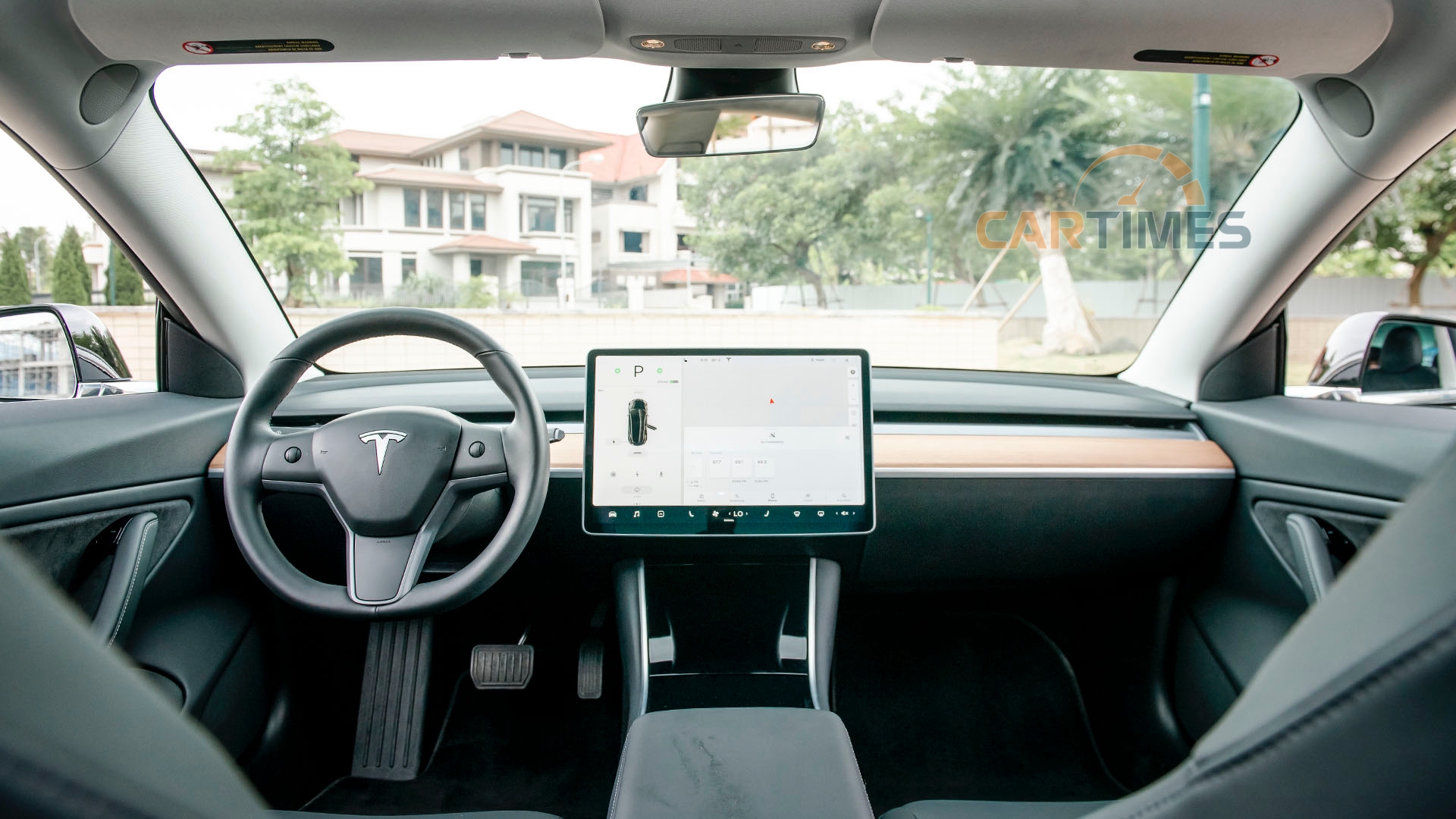 Thiết kế cabin xe Tesla Model 3