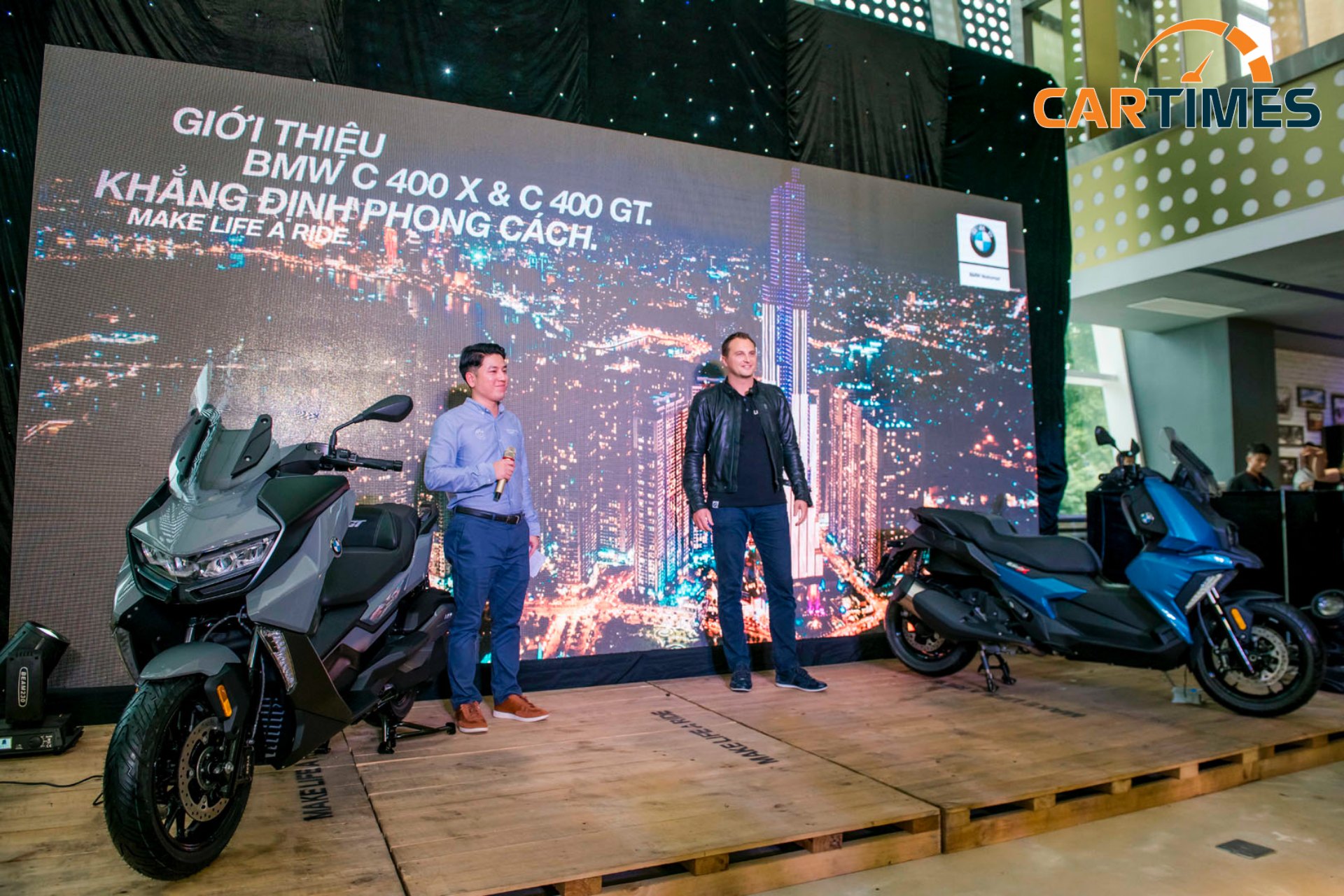 Cả 2 xe đều sử dụng chung 1 khối động cơ