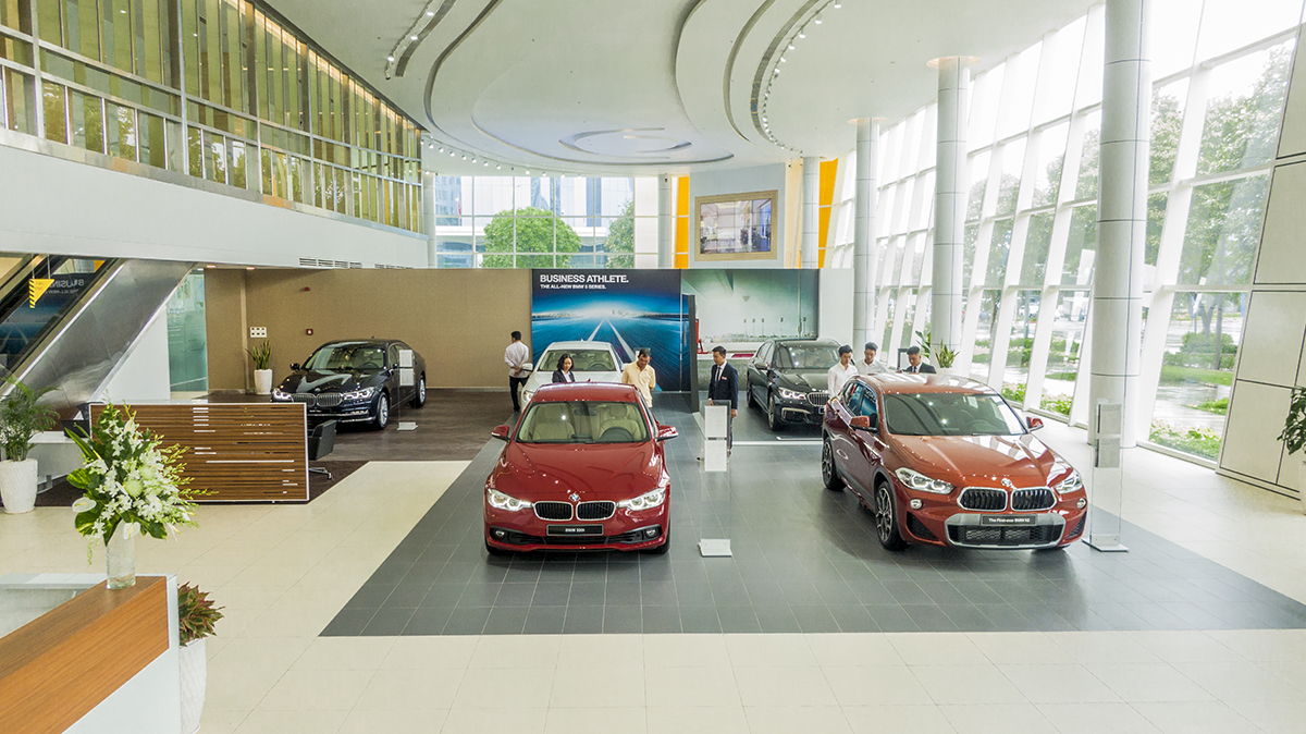 Showroom BMW tại tổ hợp BMW Sala