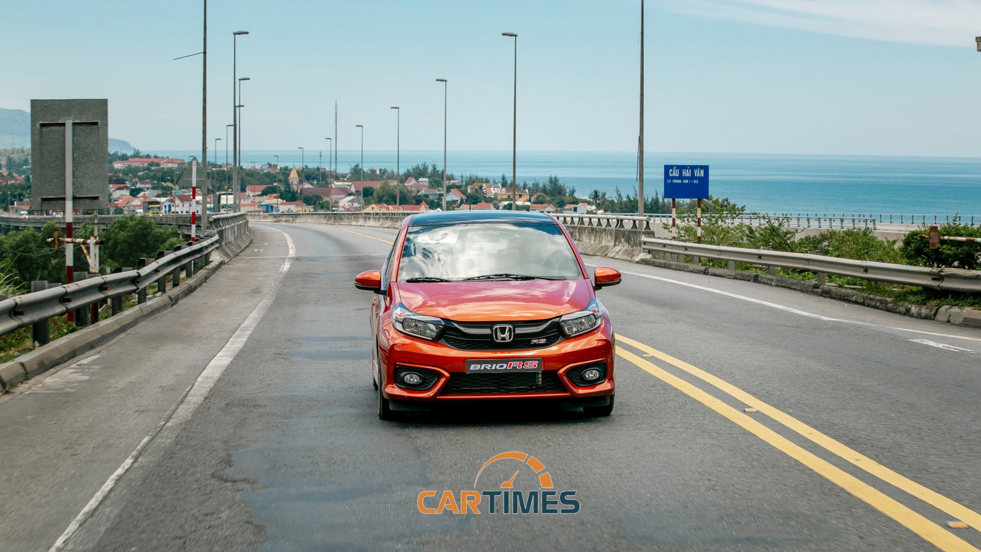 Xe đi trong phố và đường trường ở tốc độ thấp thì rất bốc